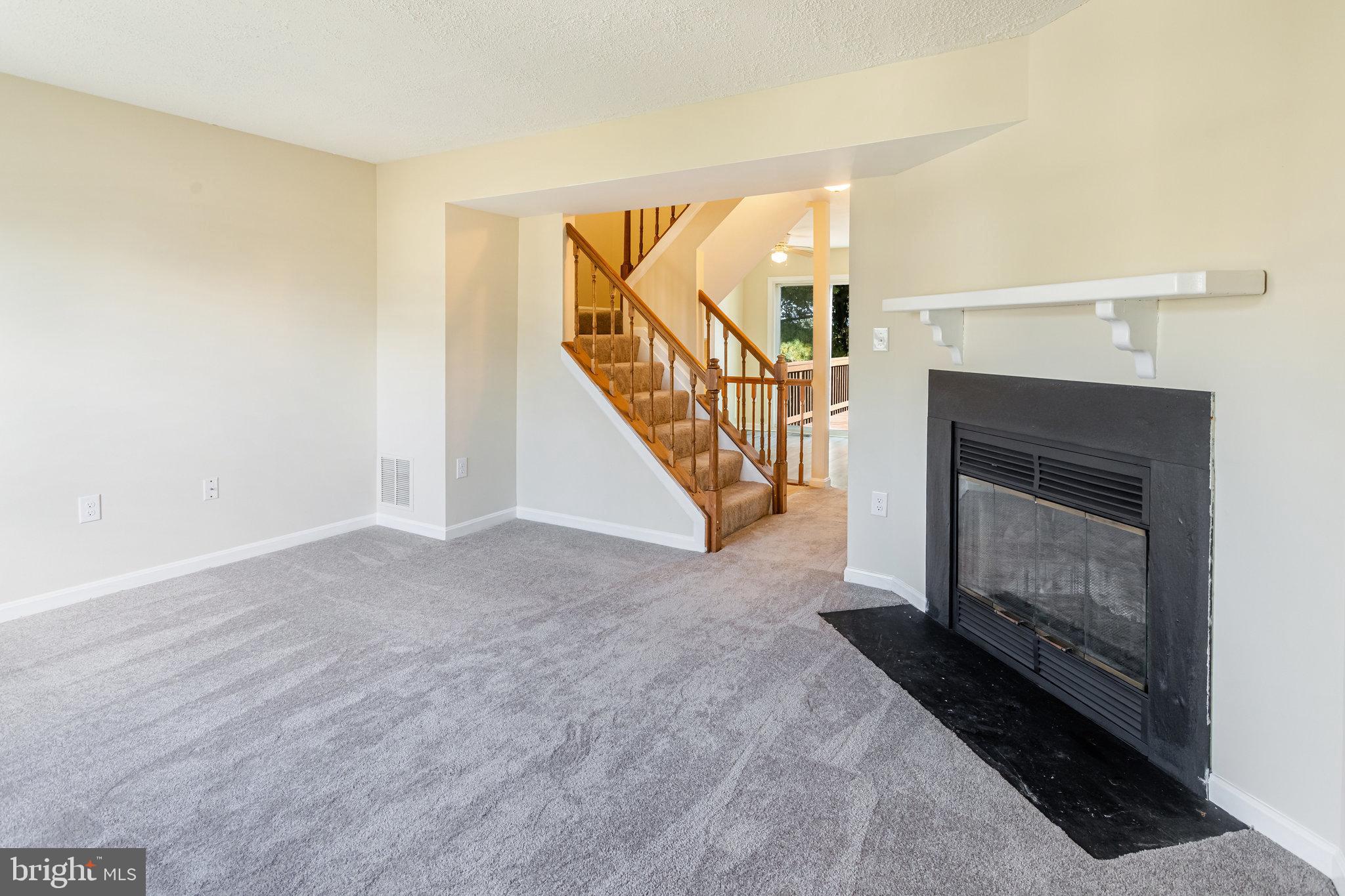 15327 GATEHOUSE TERRACE