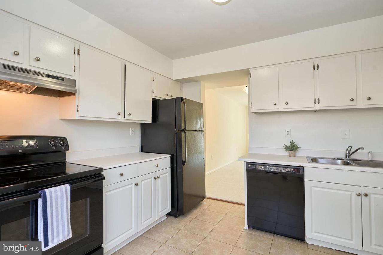 7847 W West Point COURT