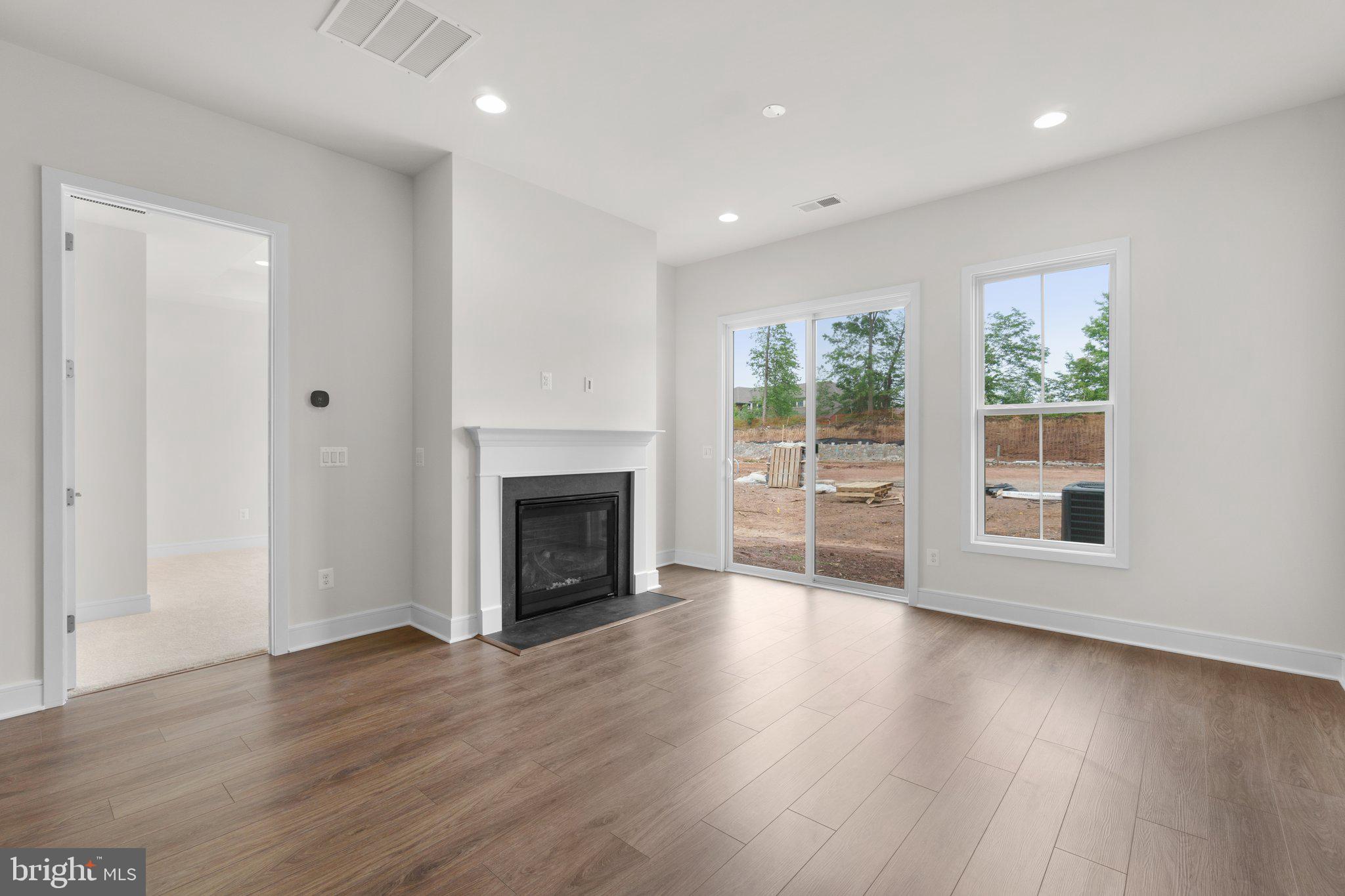 6807 Autumn Harvest TRAIL