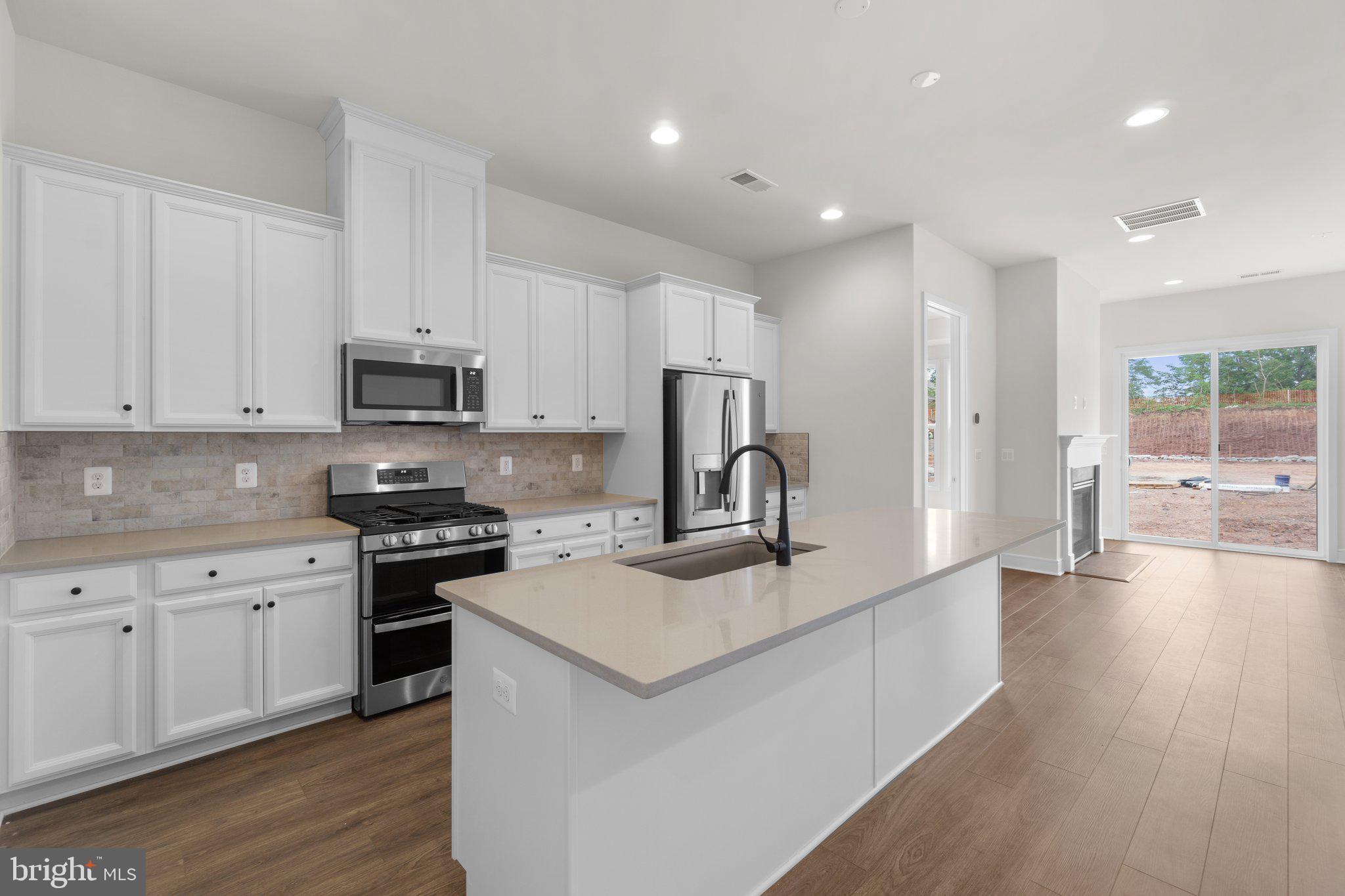 6807 Autumn Harvest TRAIL