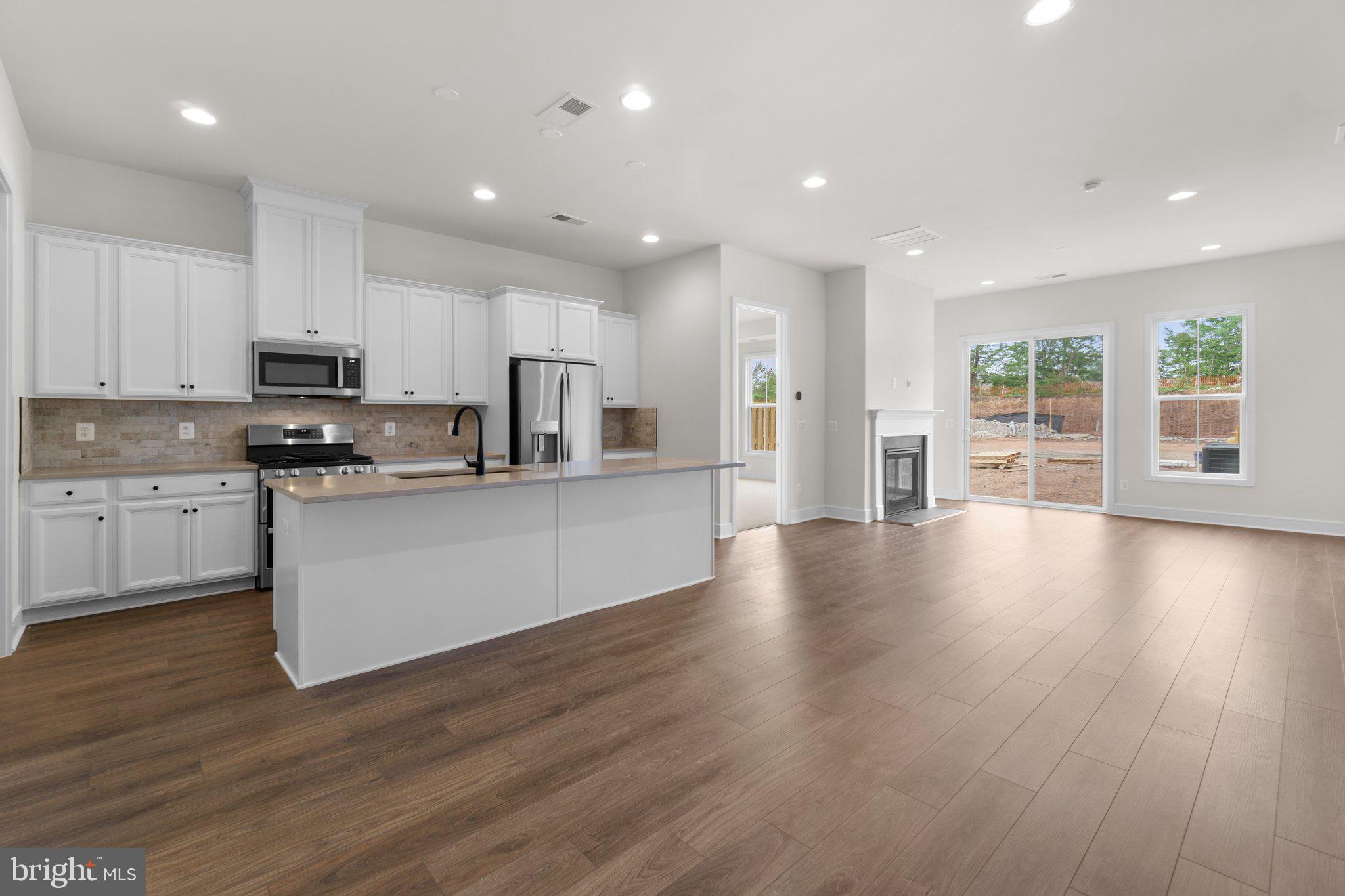 6807 Autumn Harvest TRAIL