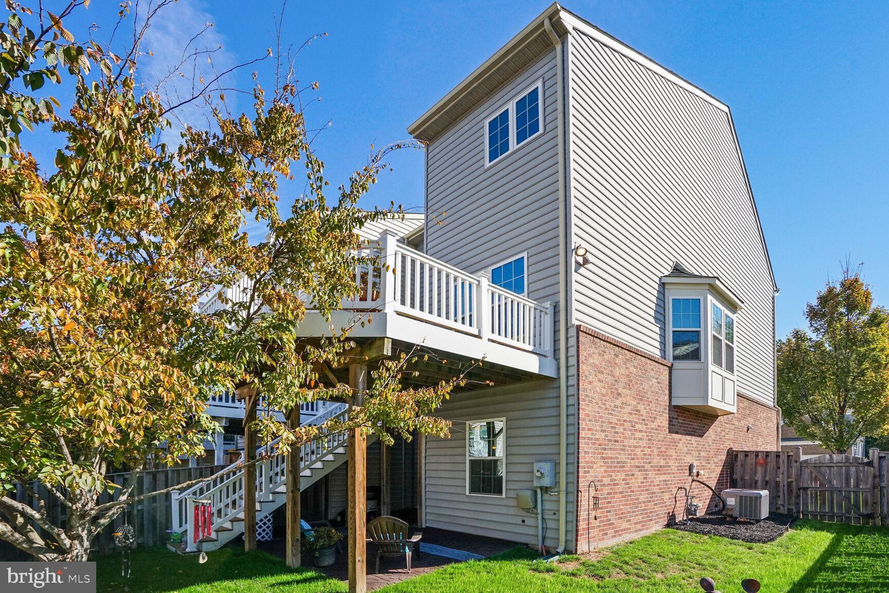 12698 Lakeside COURT