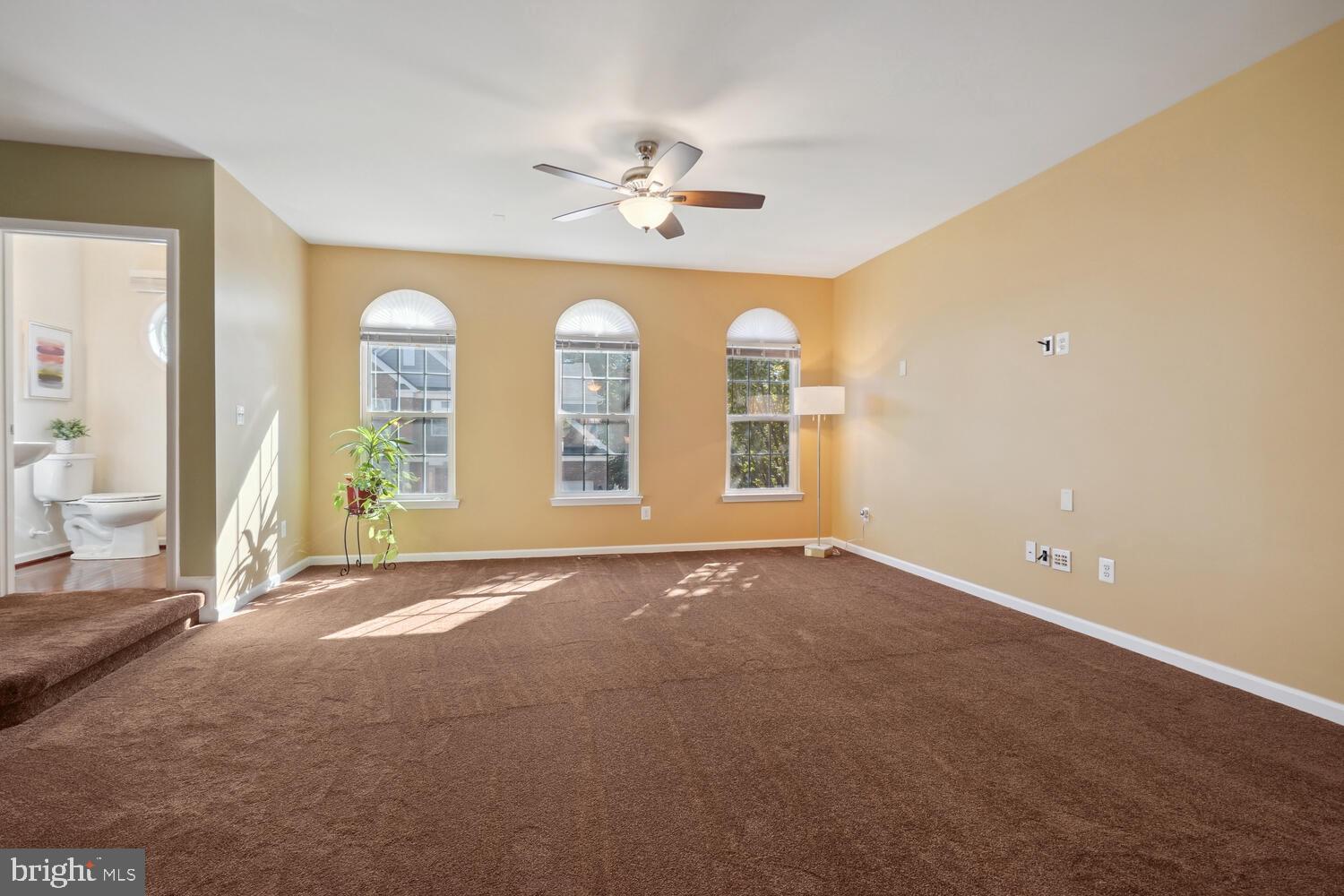 12698 Lakeside COURT