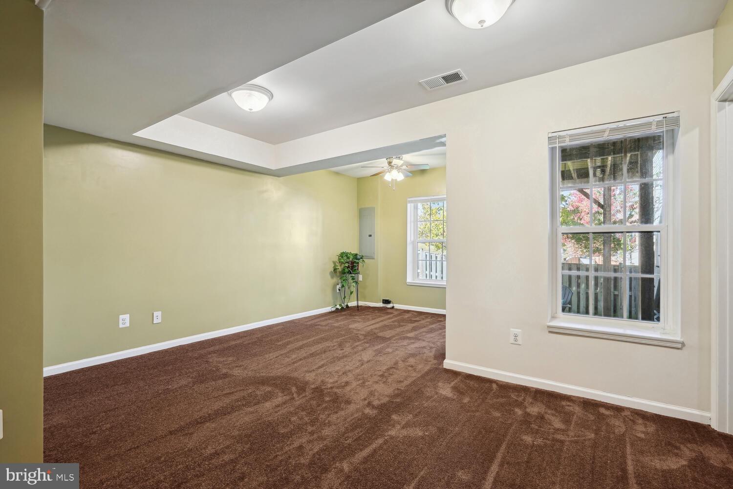 12698 Lakeside COURT