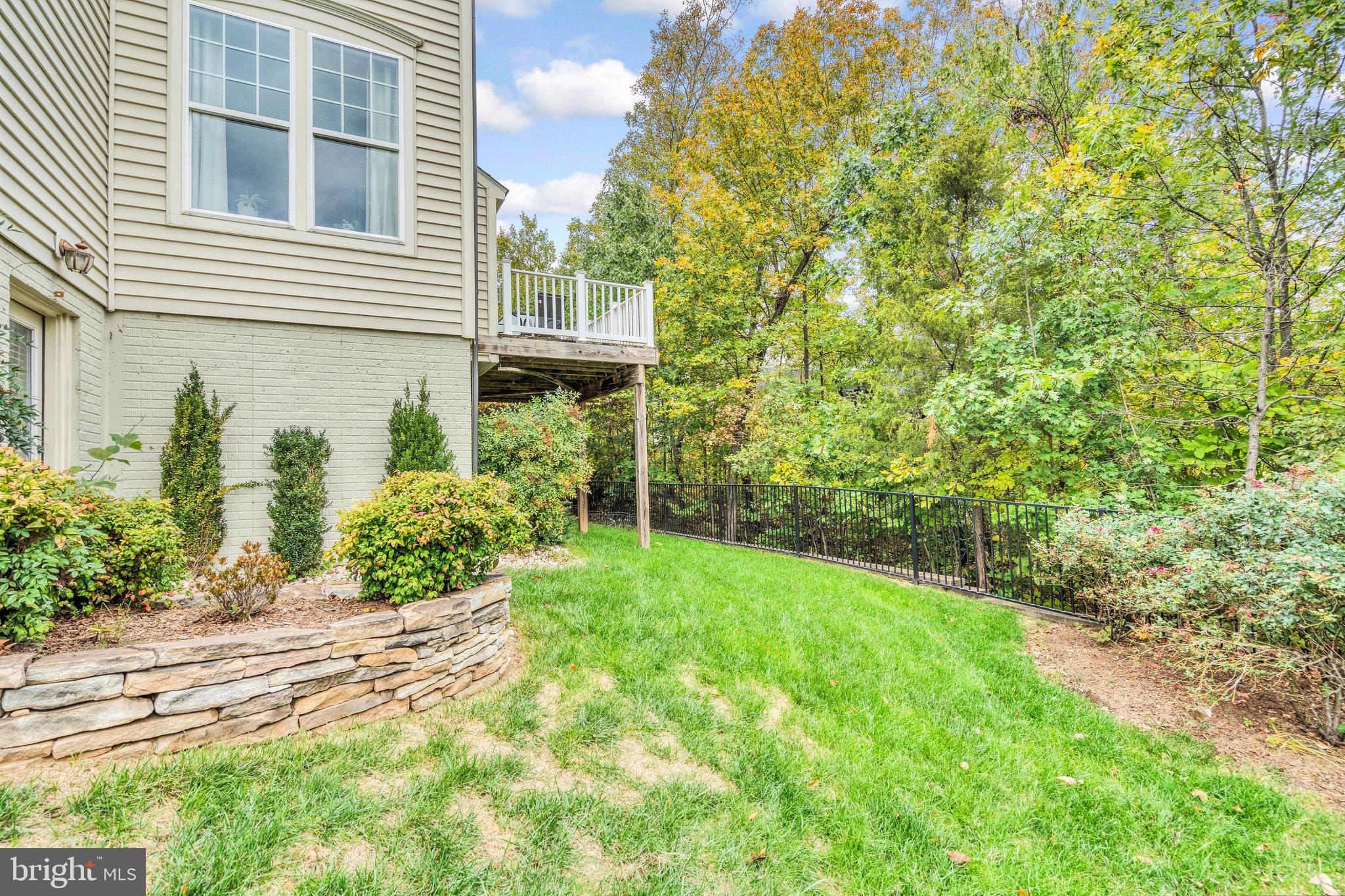 12020 Lake Dorian DRIVE