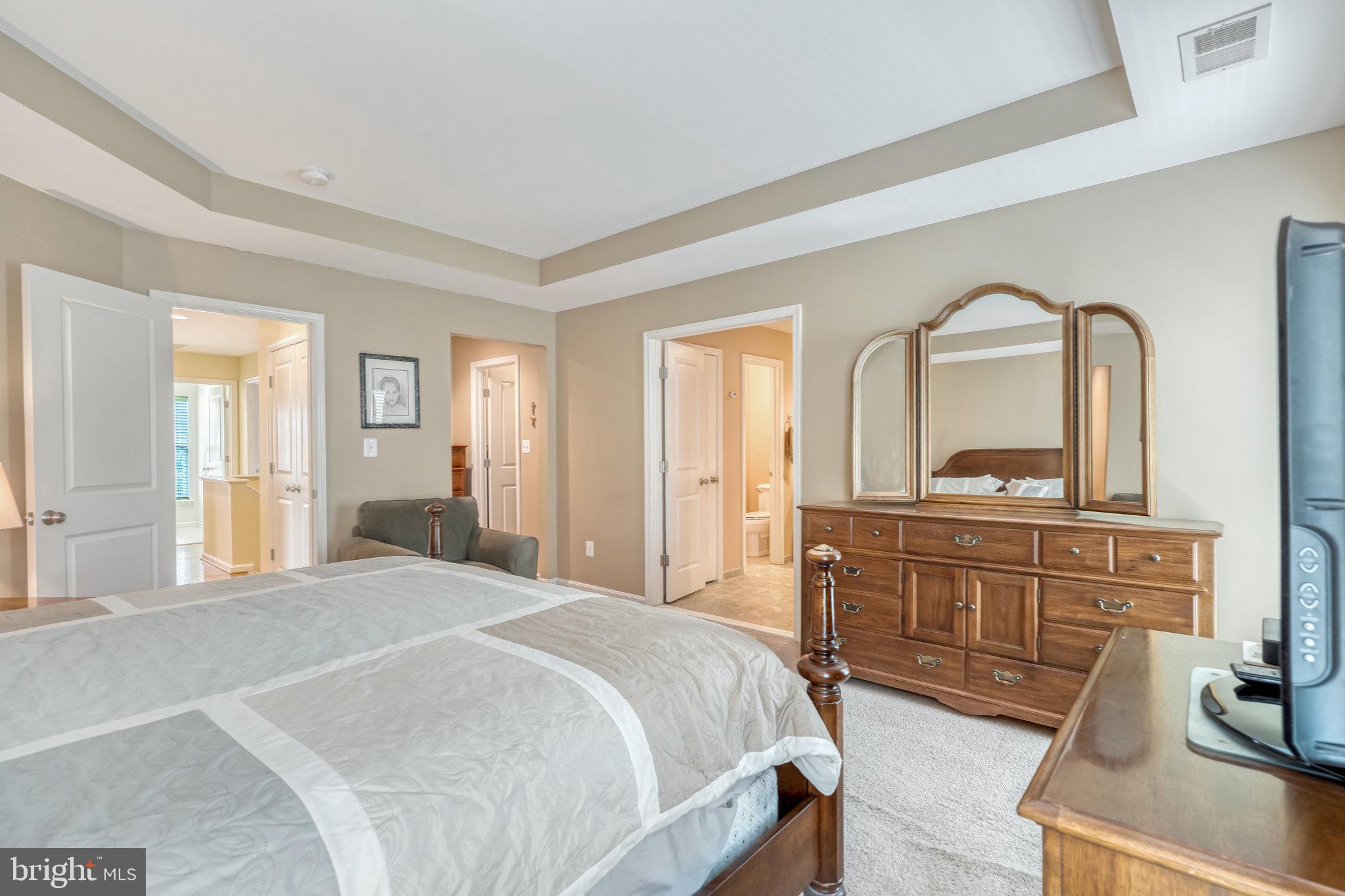 12020 Lake Dorian DRIVE
