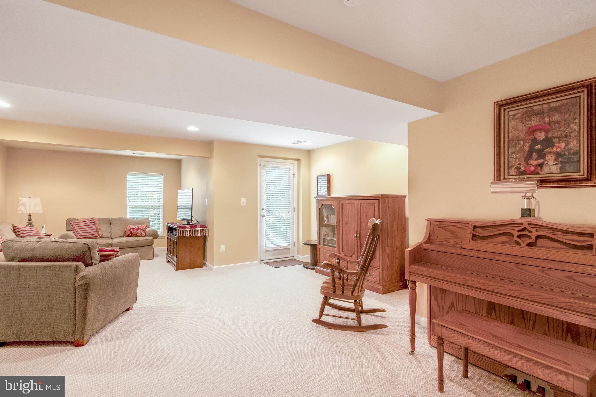12020 Lake Dorian DRIVE