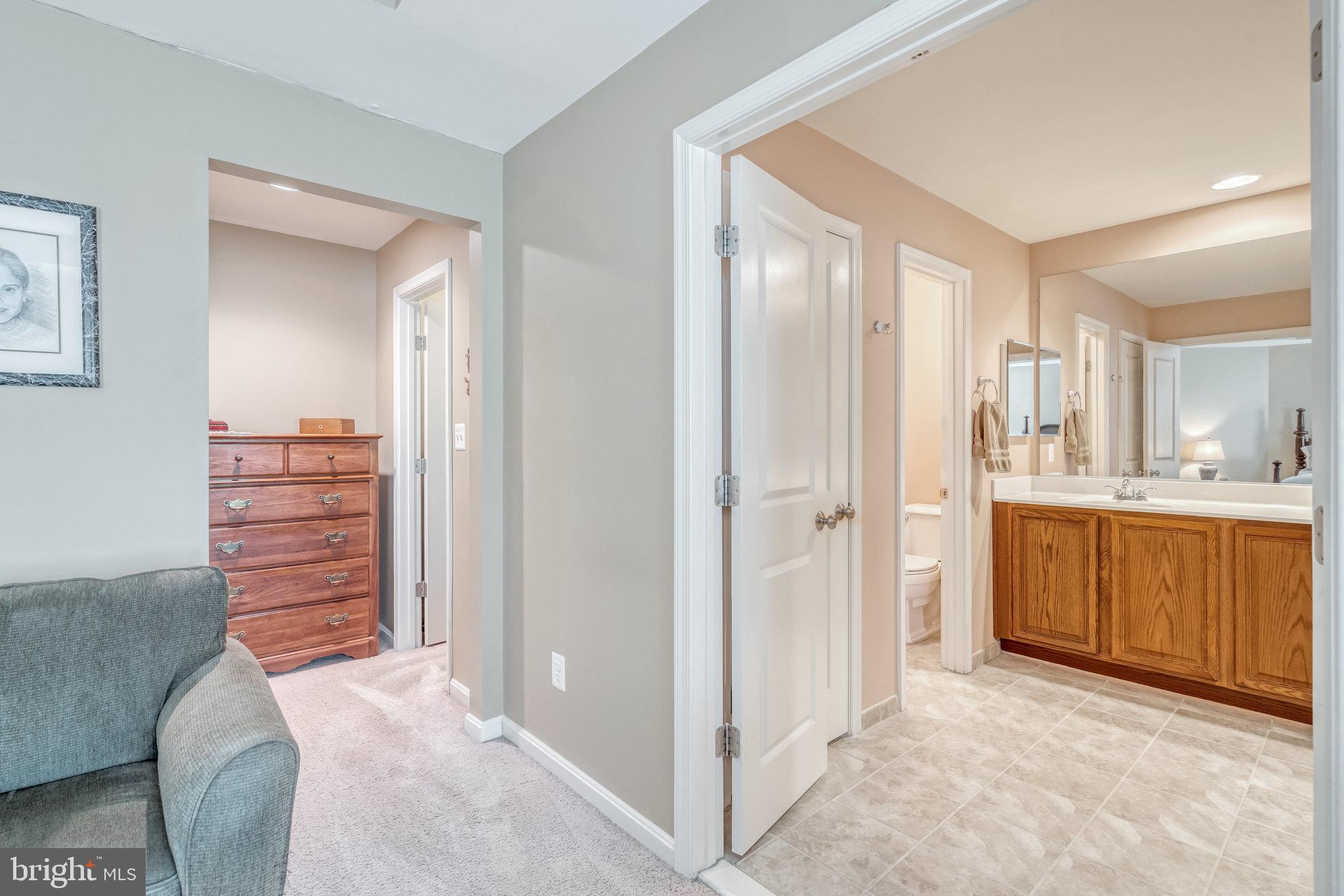 12020 Lake Dorian DRIVE