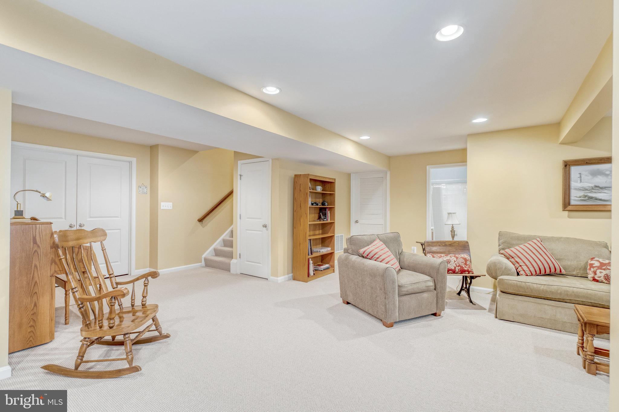 12020 Lake Dorian DRIVE