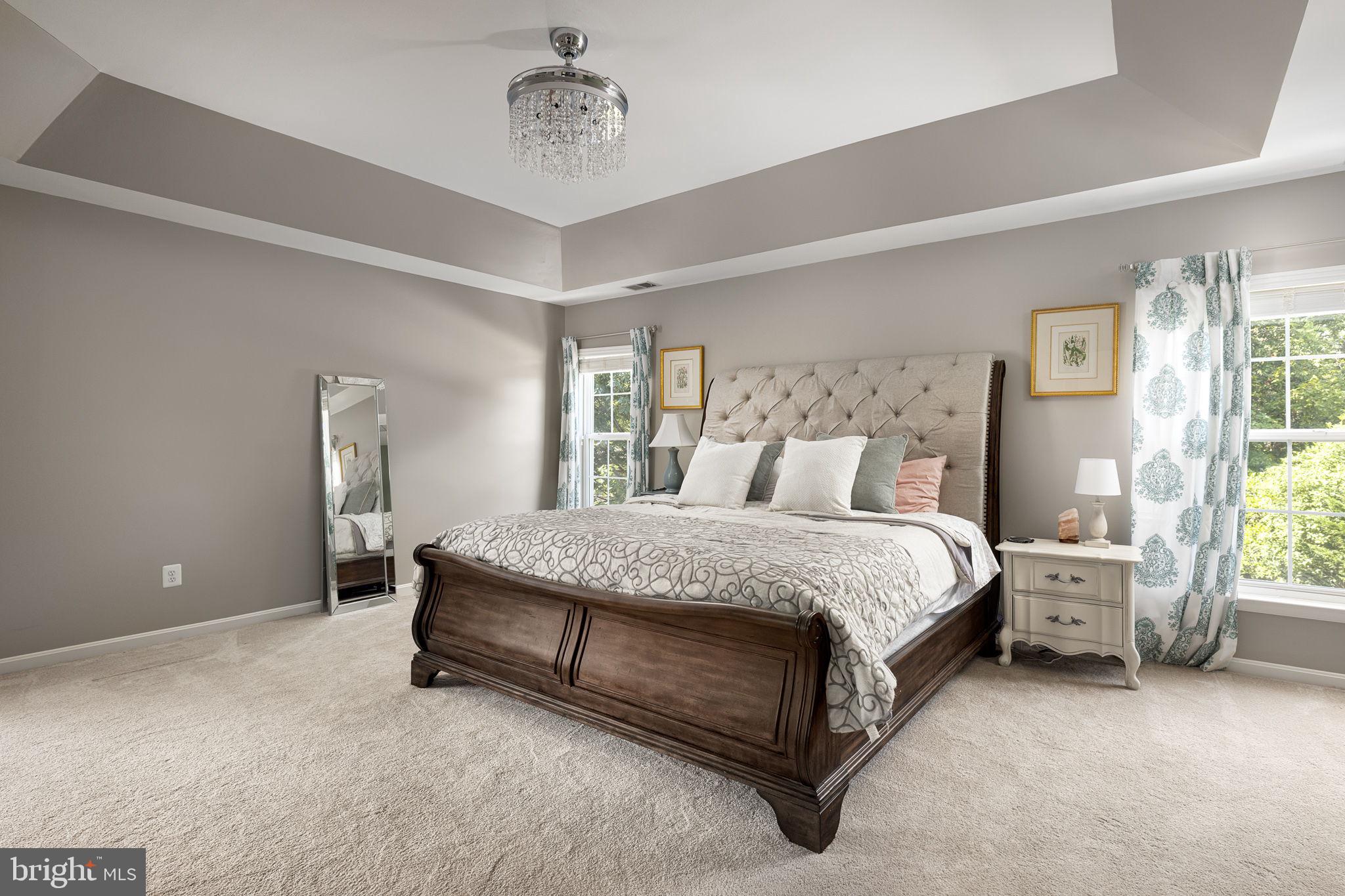 5048 Signature COURT