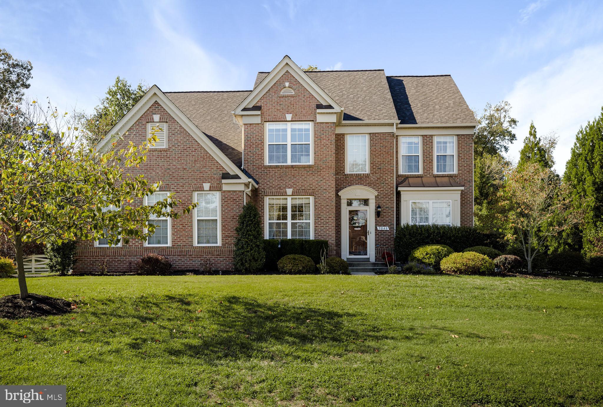 5048 Signature COURT