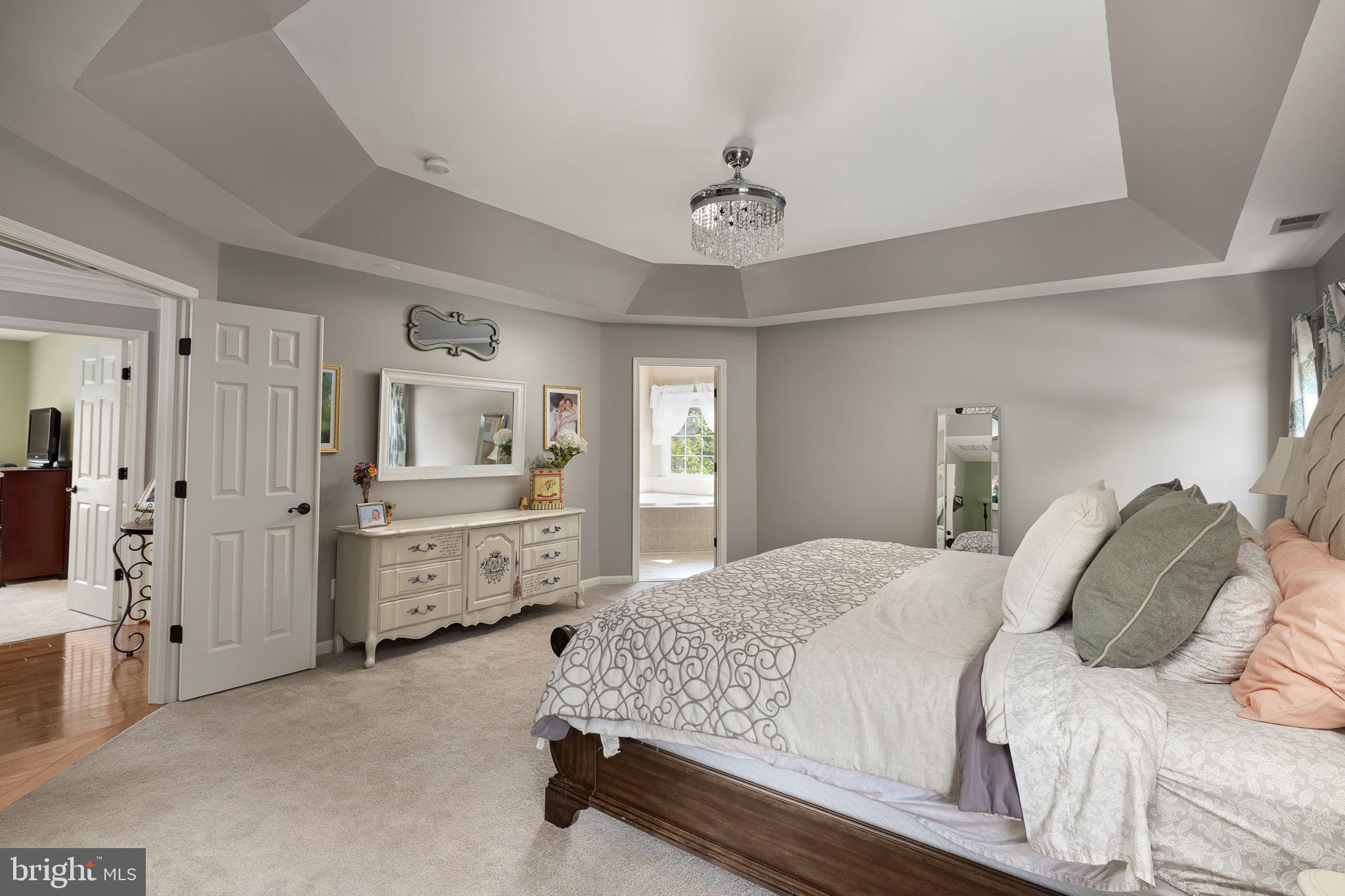 5048 Signature COURT