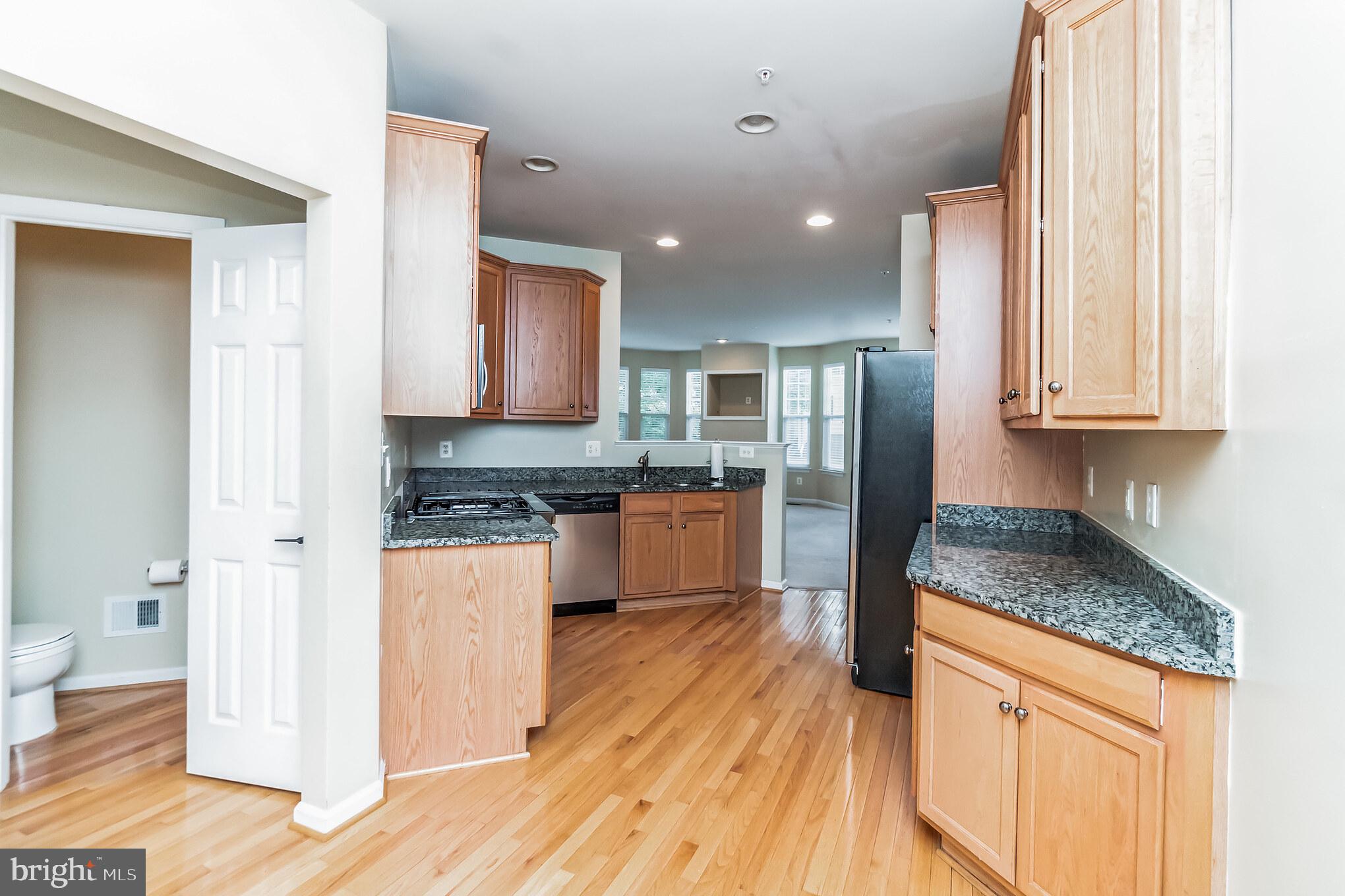 8844 Song Sparrow DRIVE