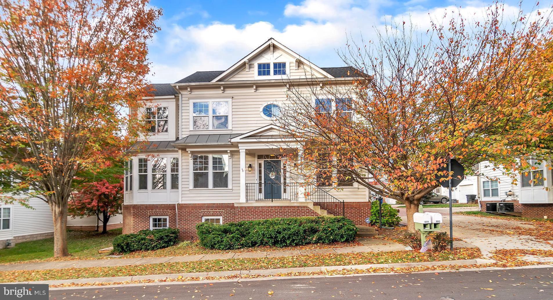8844 Song Sparrow DRIVE