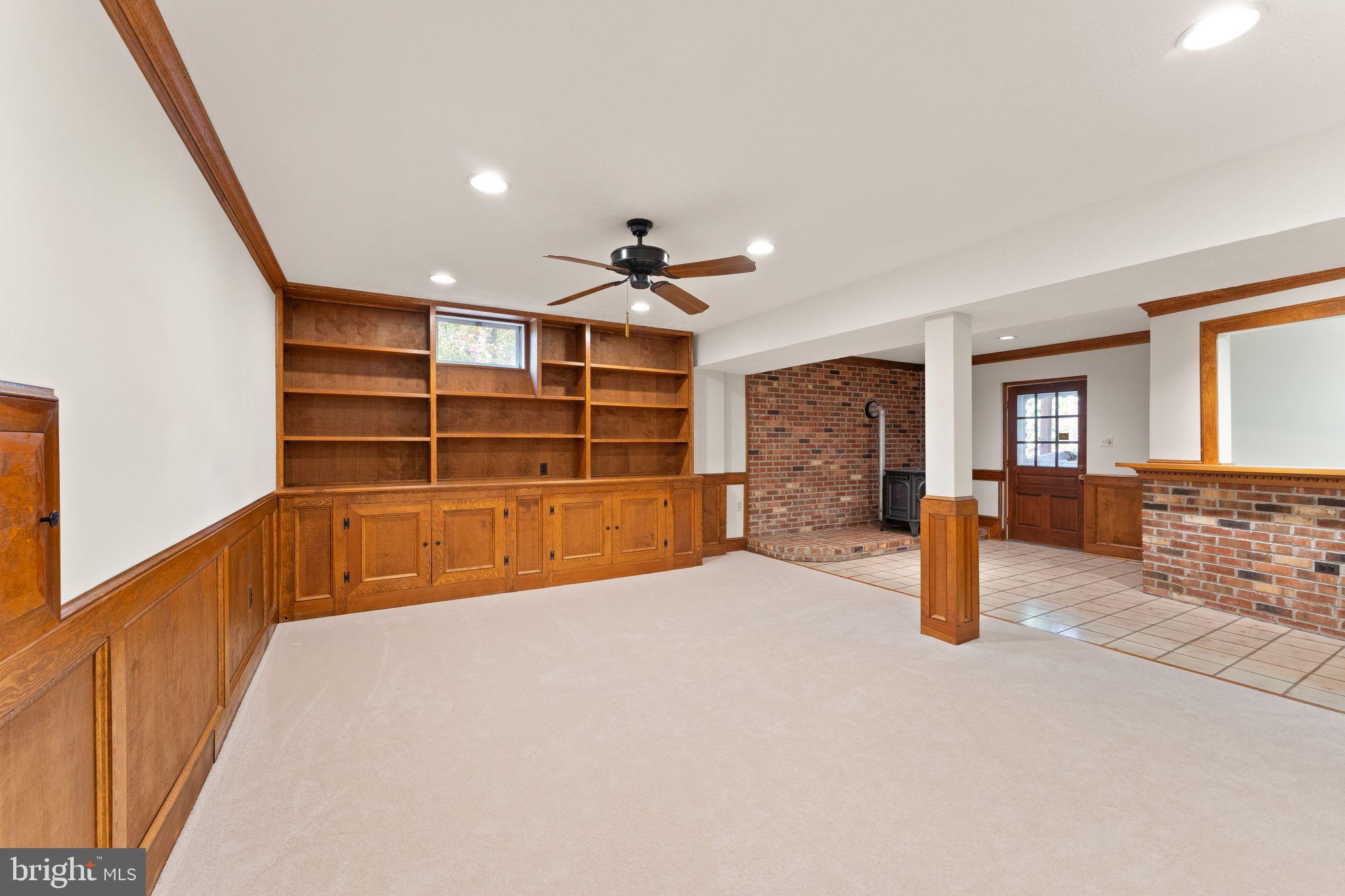 8084 Counselor ROAD