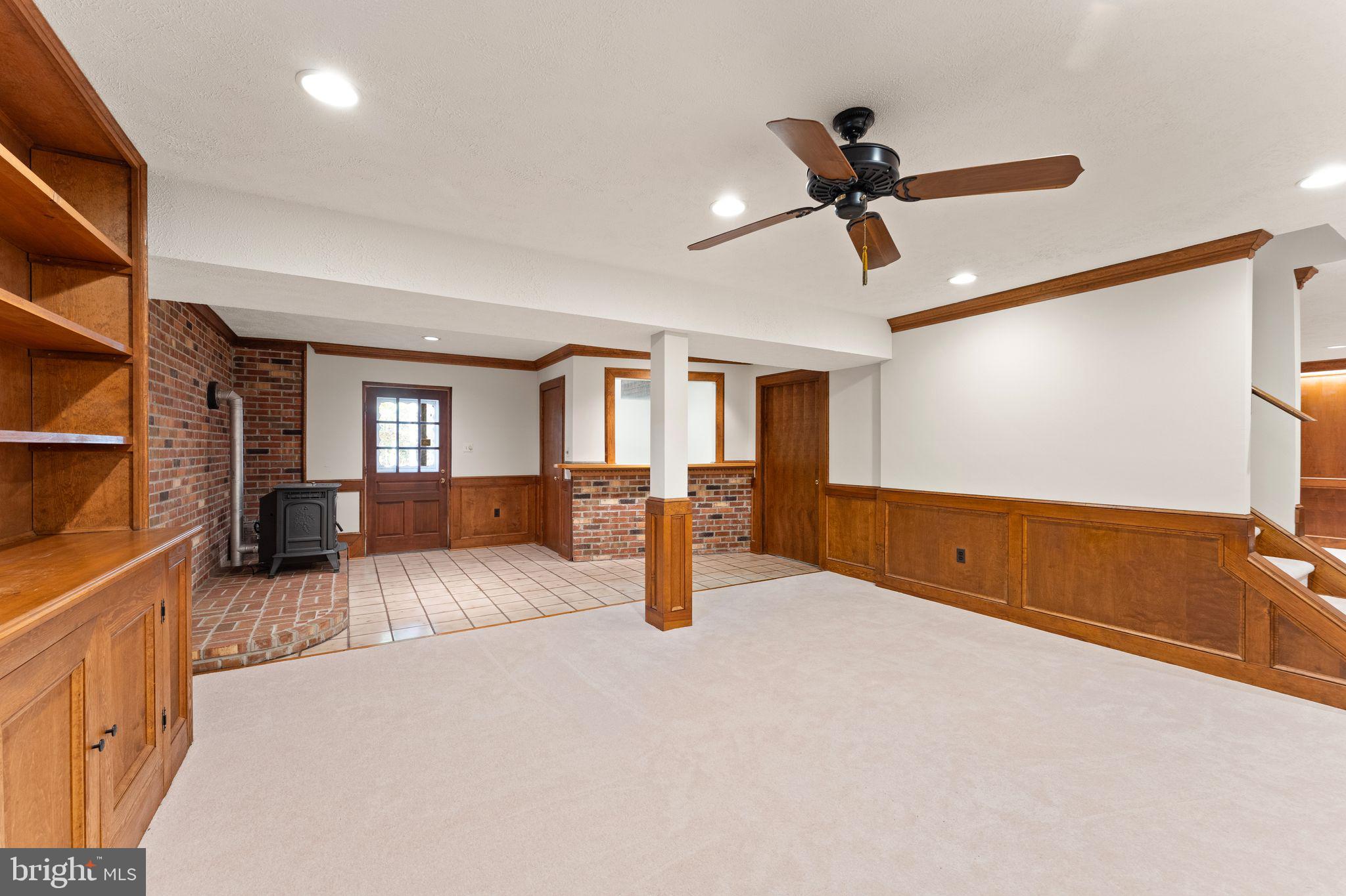 8084 Counselor ROAD