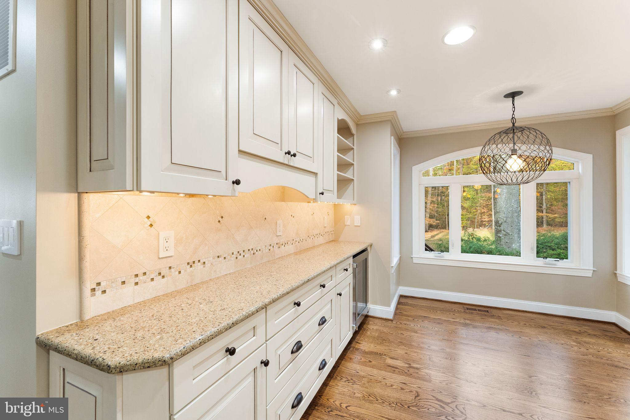 8084 Counselor ROAD