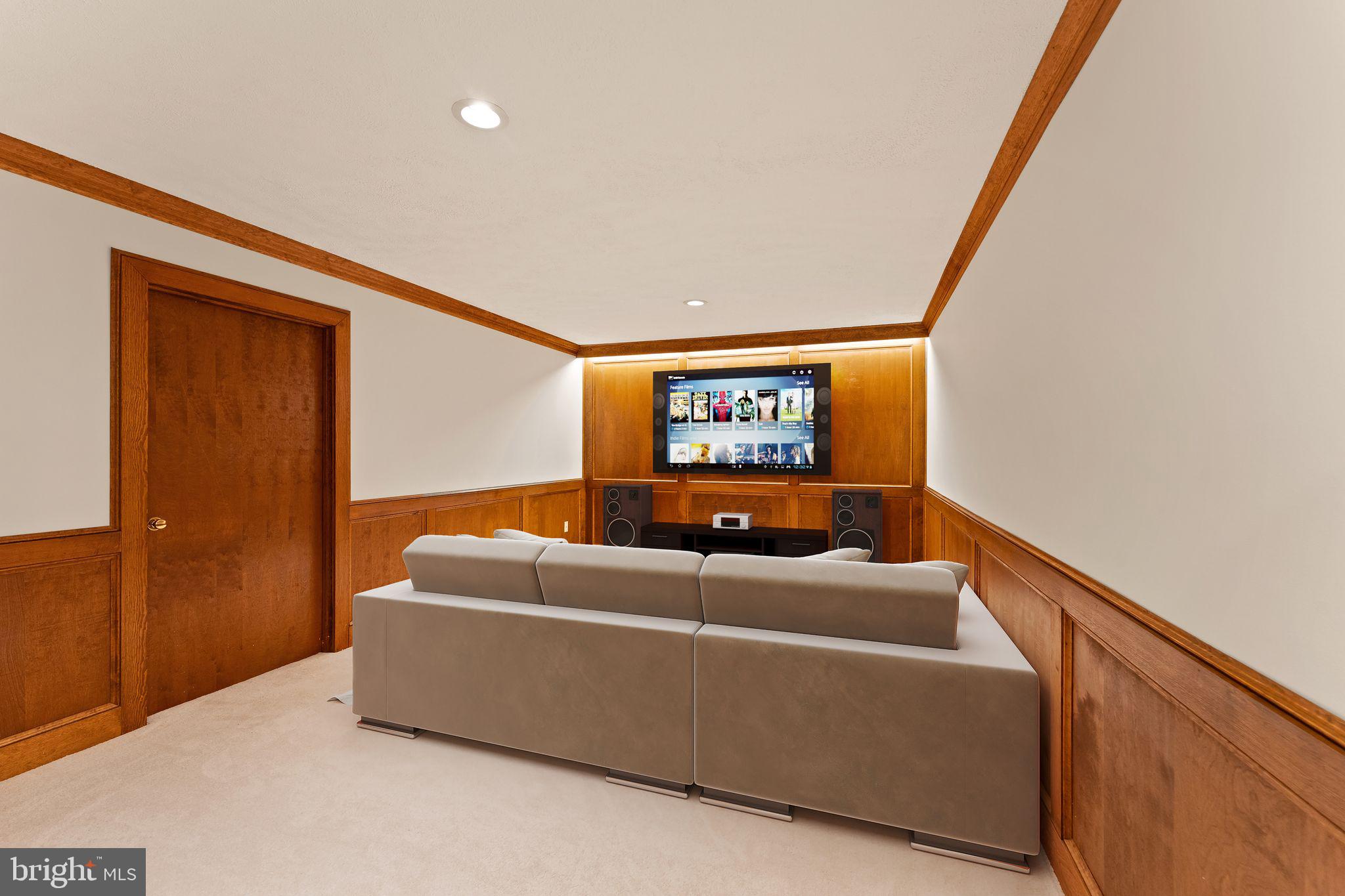 8084 Counselor ROAD