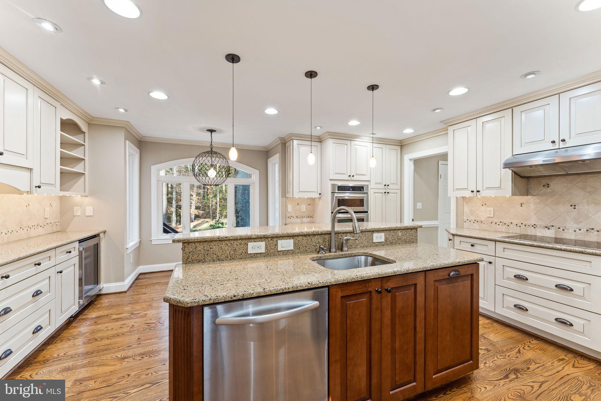 8084 Counselor ROAD