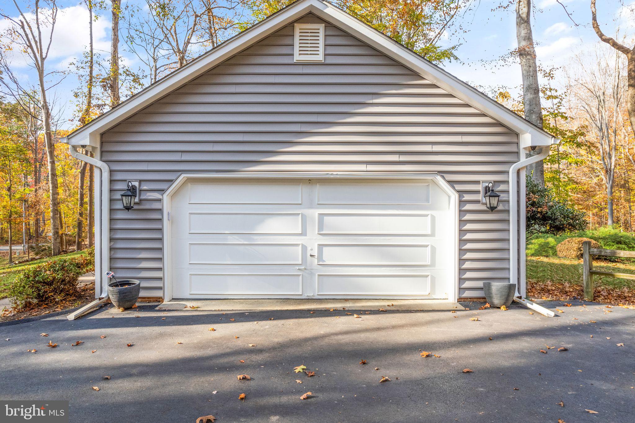 8084 Counselor ROAD
