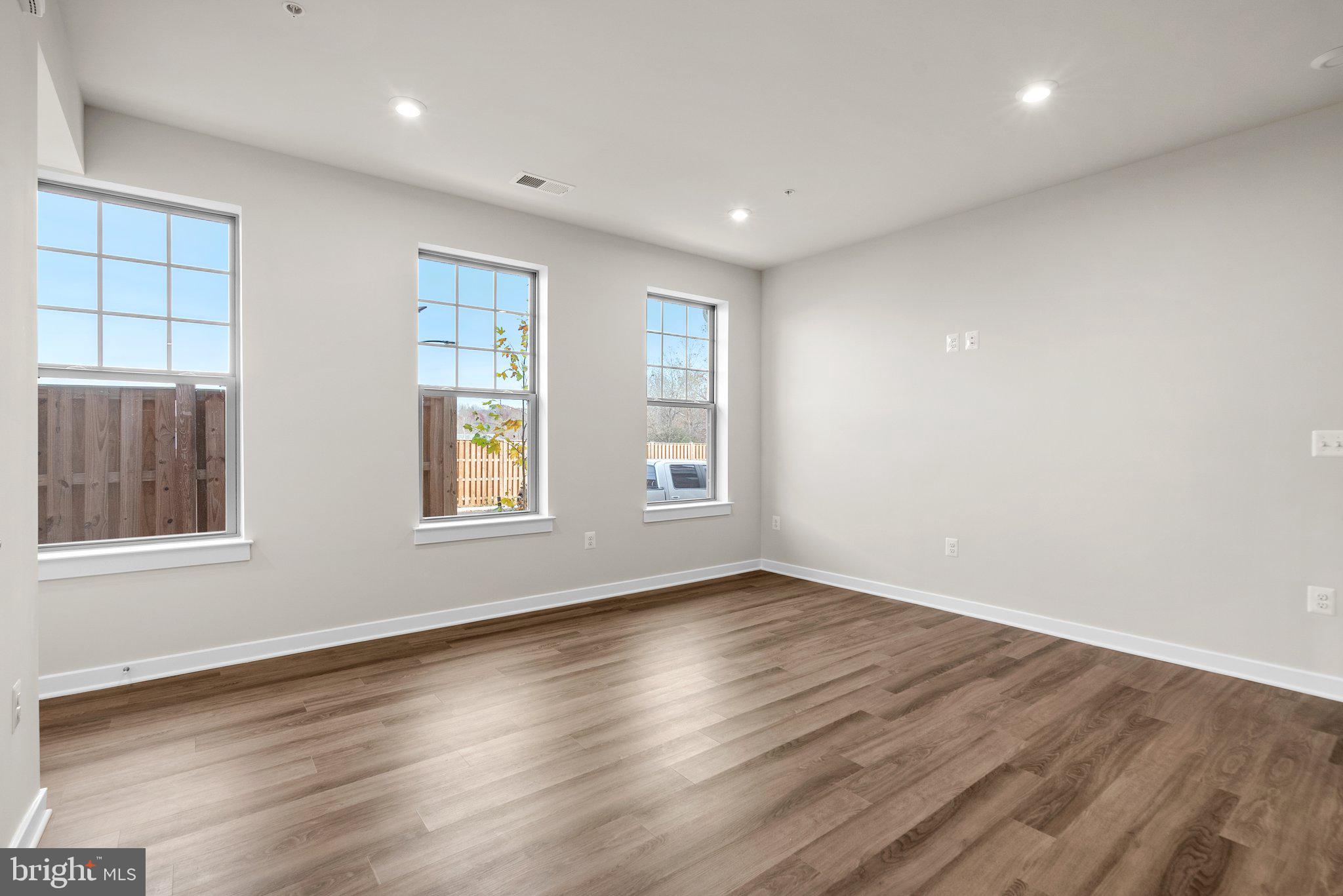 614 Percy PLACE Unit: A