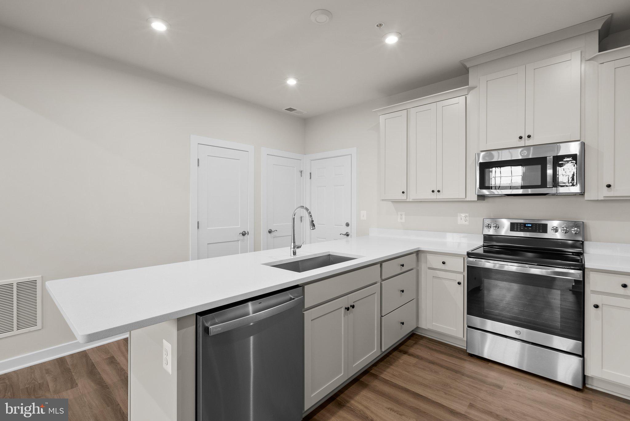 614 Percy PLACE Unit: A