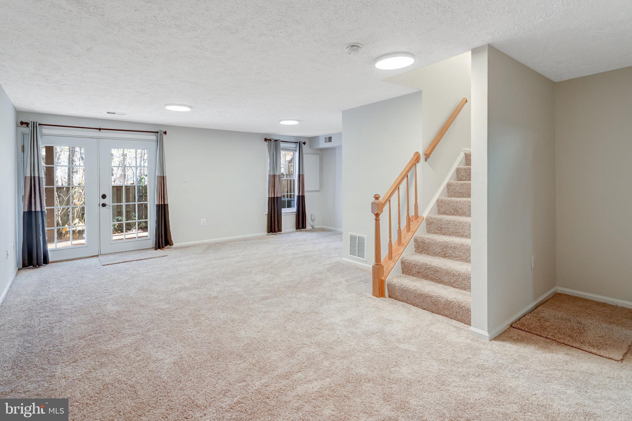 3301 Weymouth COURT