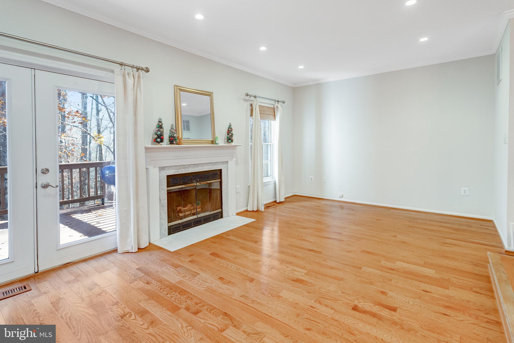3301 Weymouth COURT