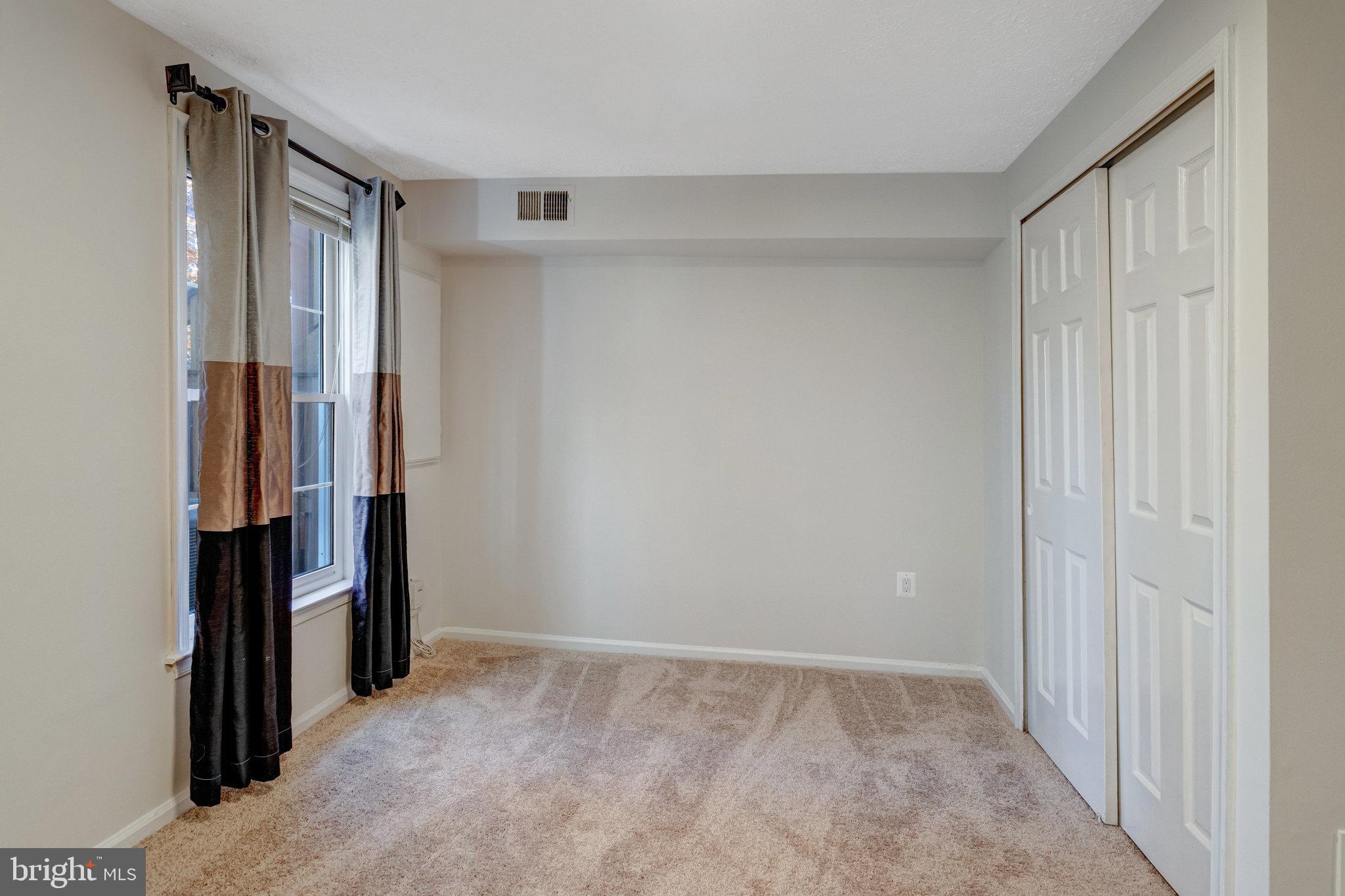 3301 Weymouth COURT