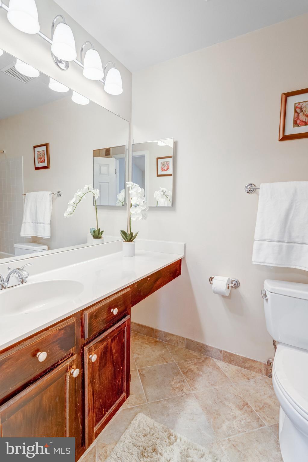 3301 Weymouth COURT