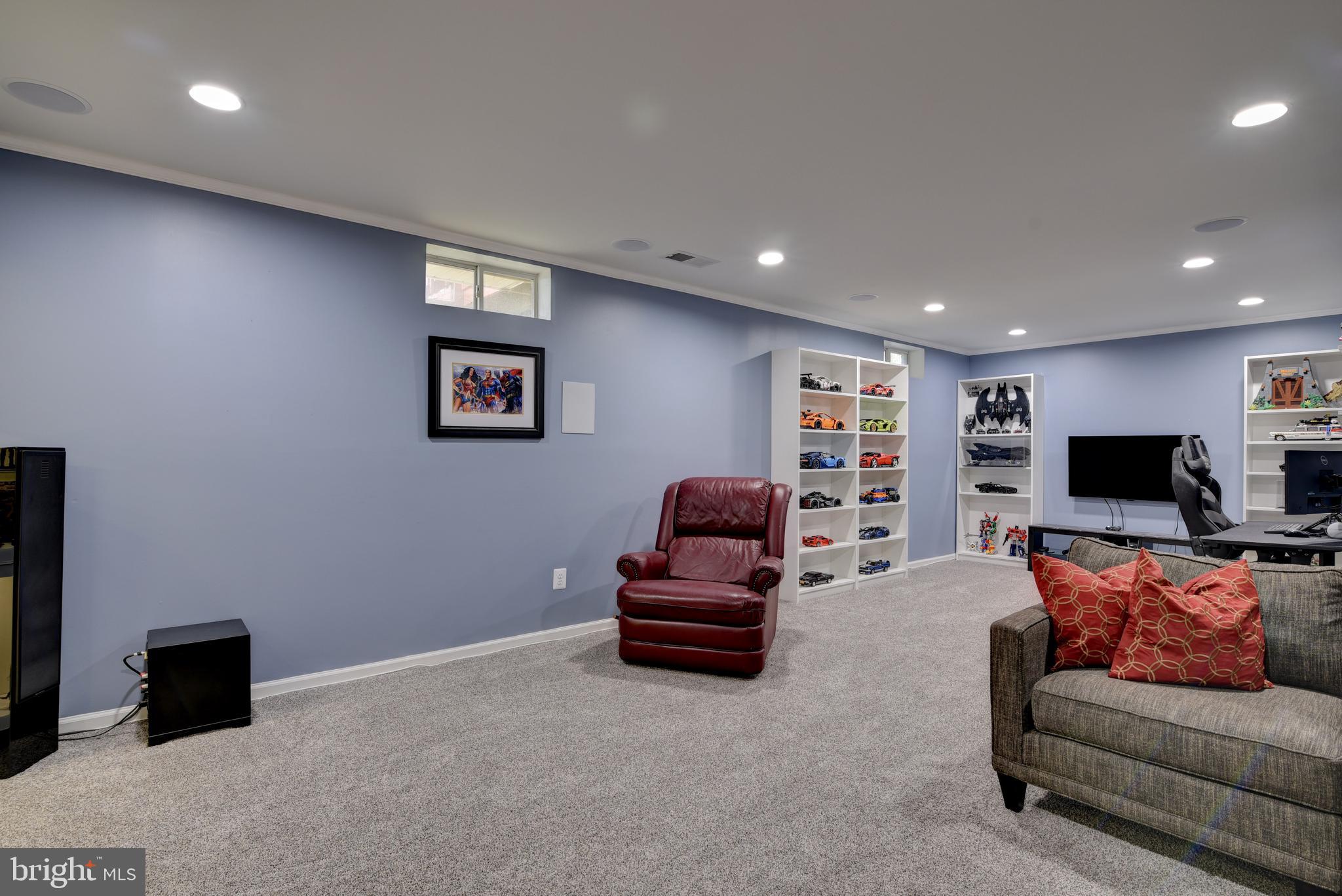 11954 Molly Pitcher CIRCLE