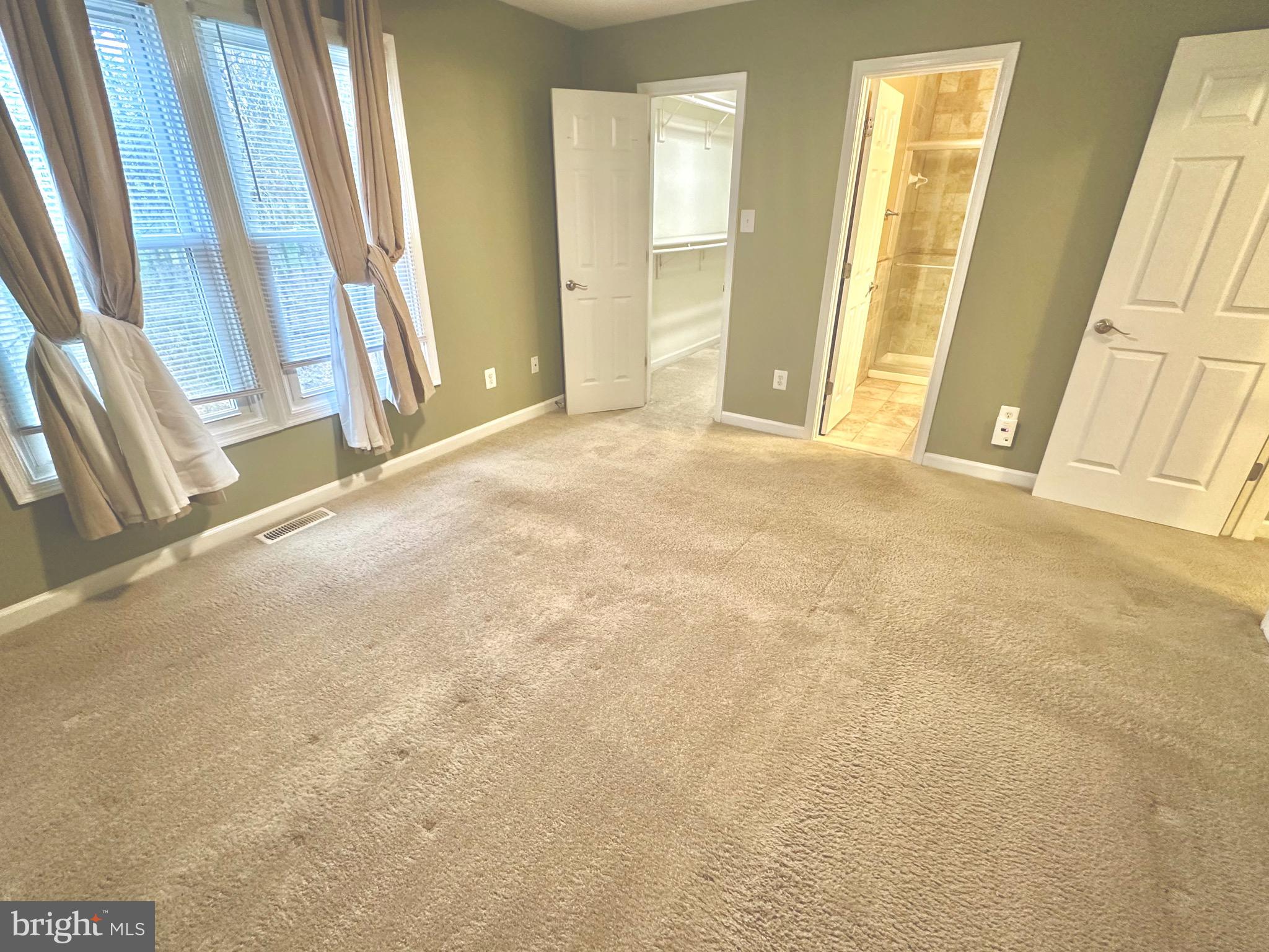 3821 Wagon Wheel LANE