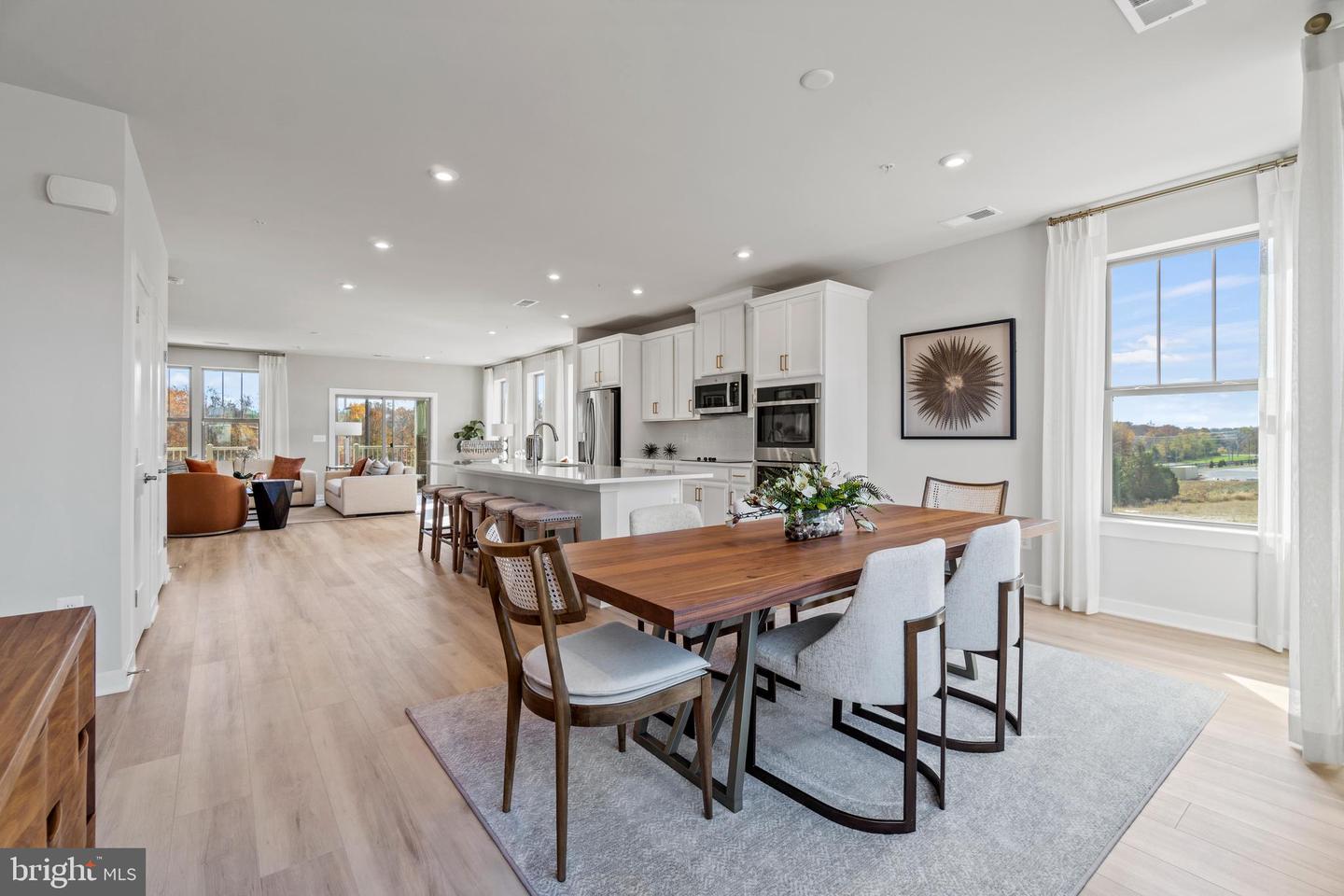 610 Percy Pl Pl Unit: B
