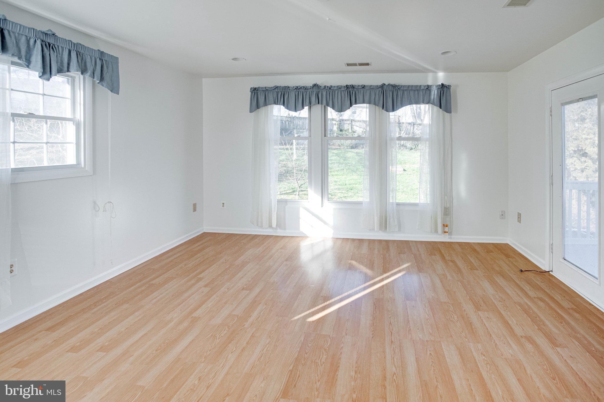 4988 Landover COURT