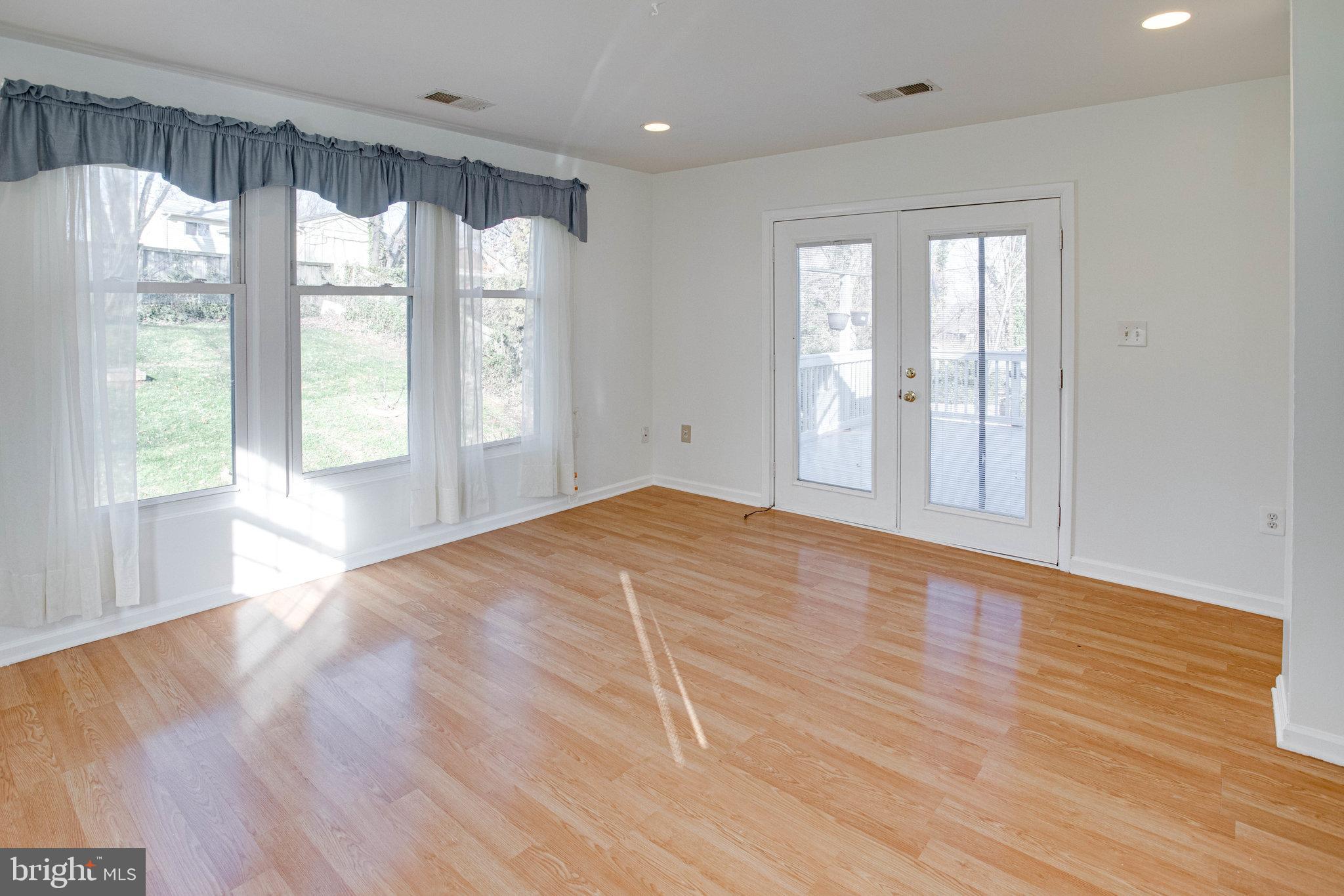 4988 Landover COURT