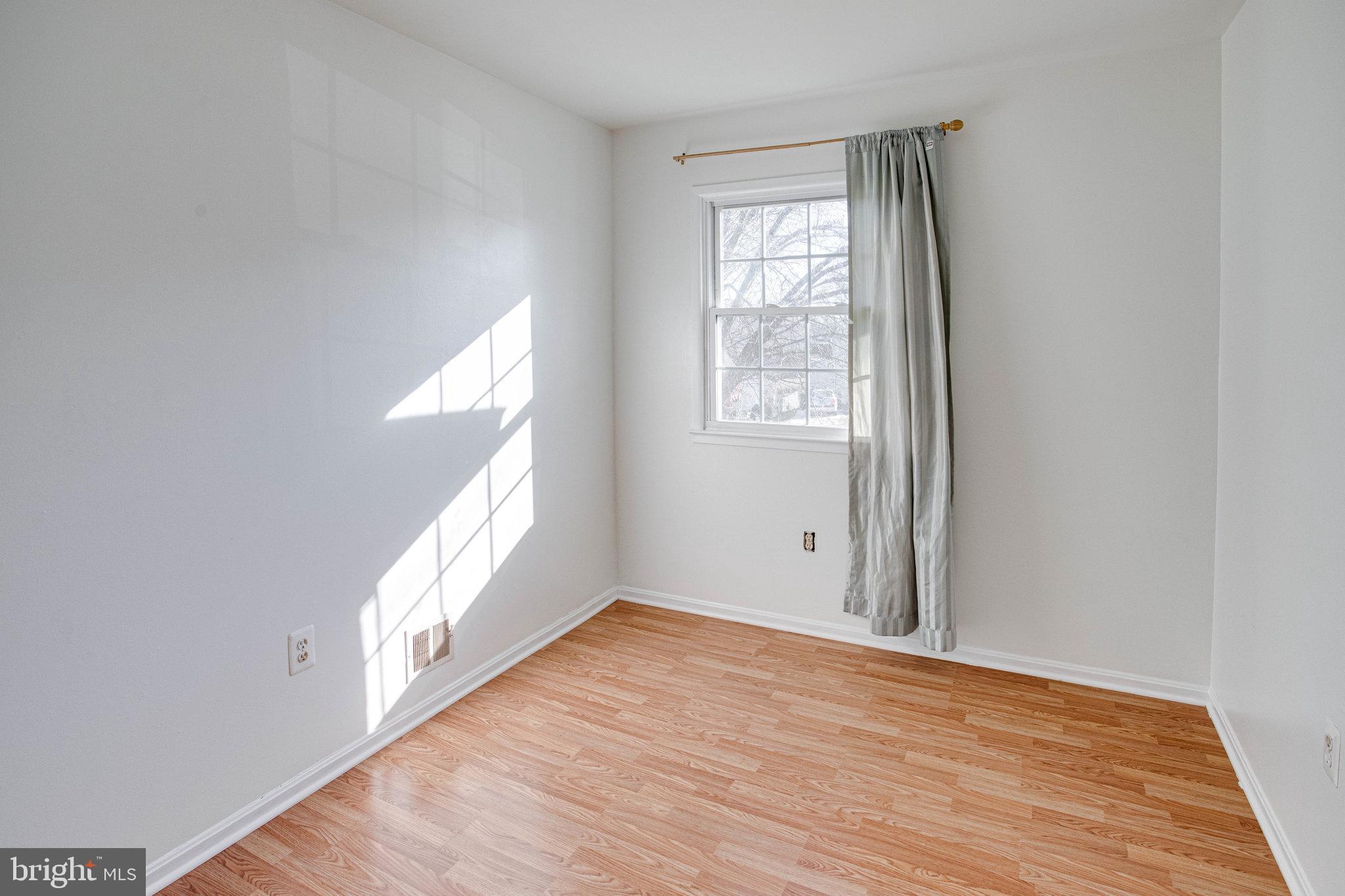 4988 Landover COURT