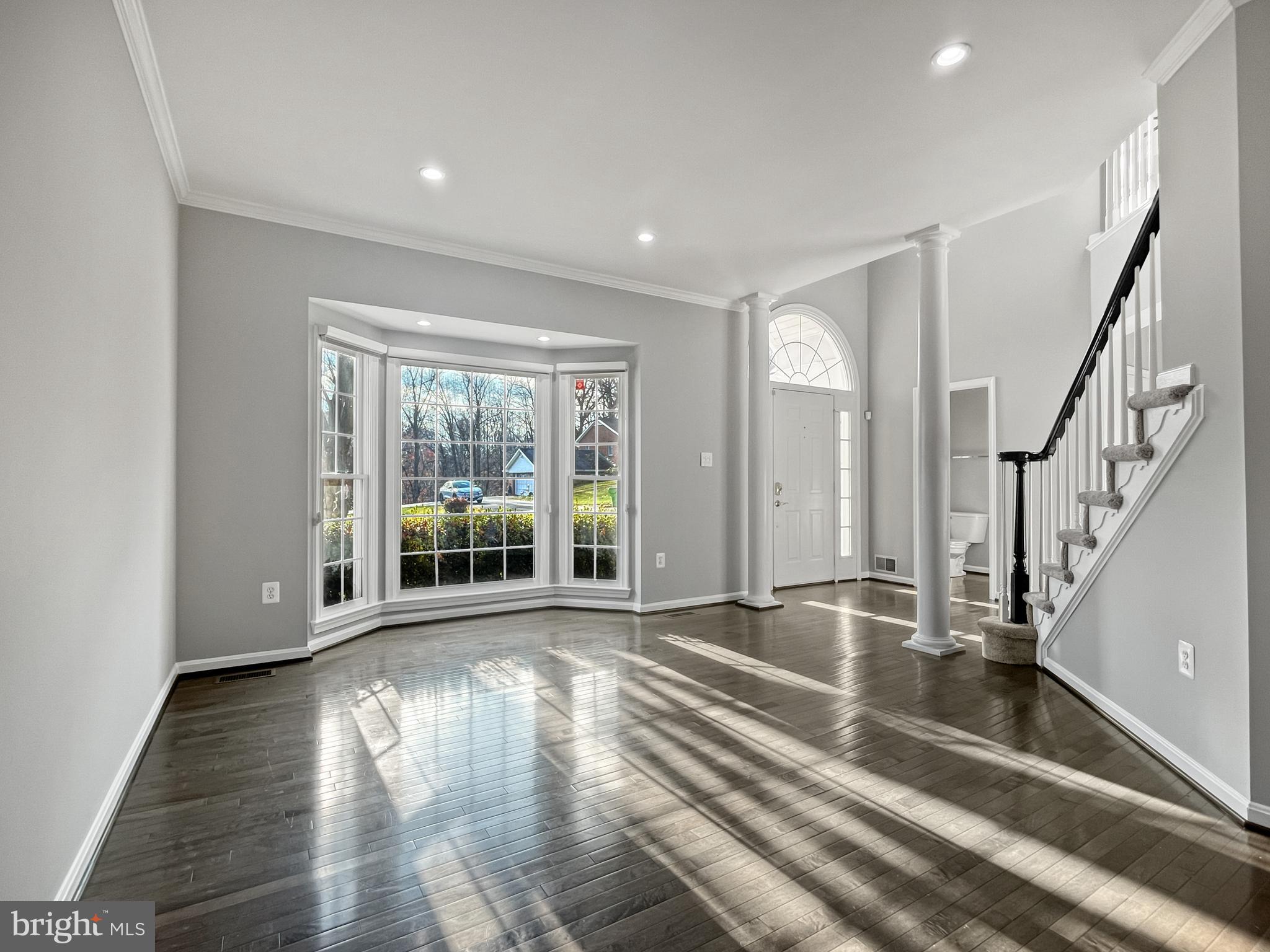 214 W Locust STREET