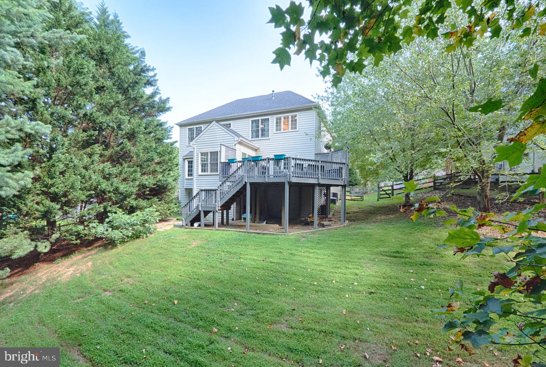 214 W Locust STREET