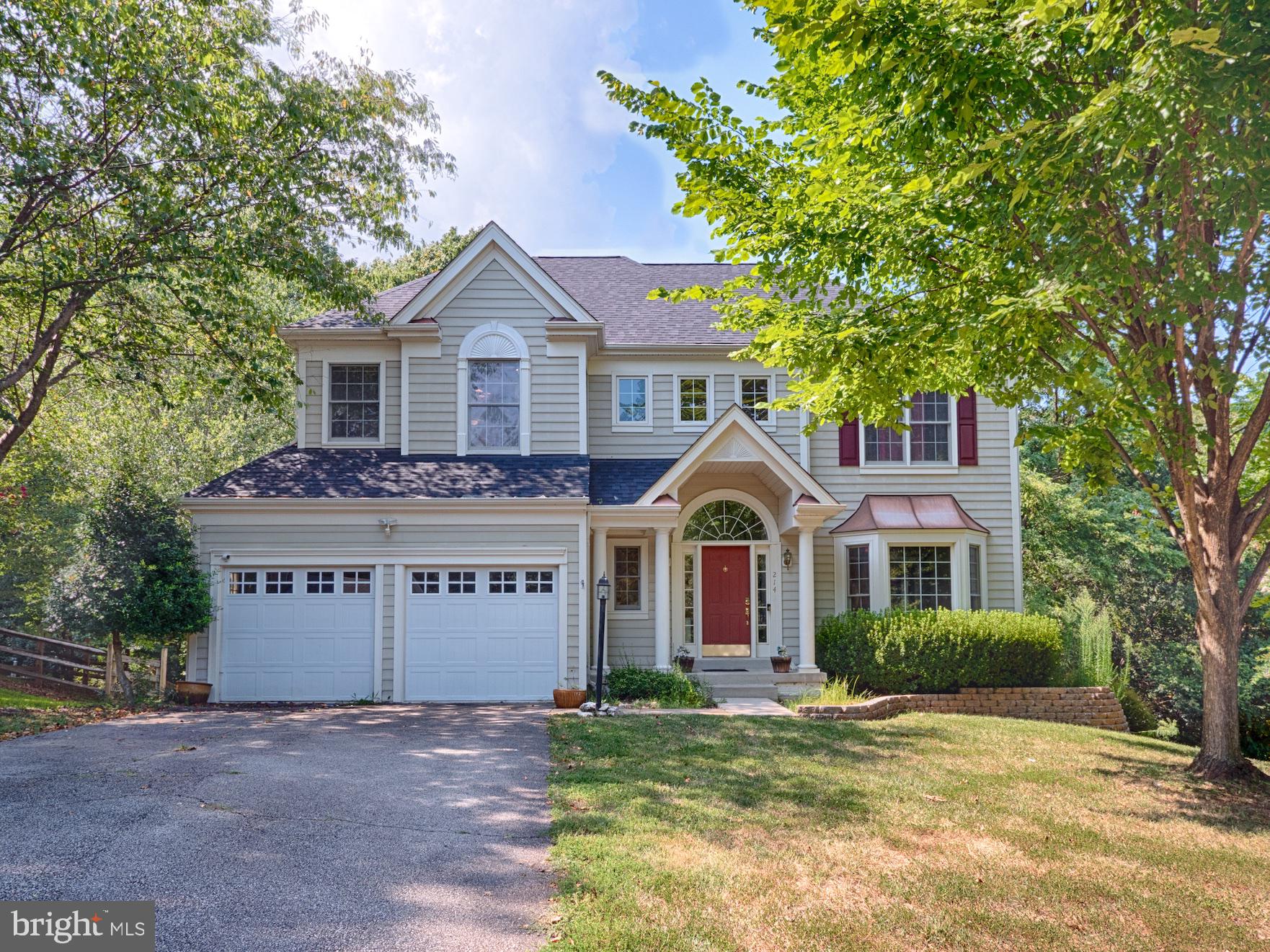 214 W Locust STREET