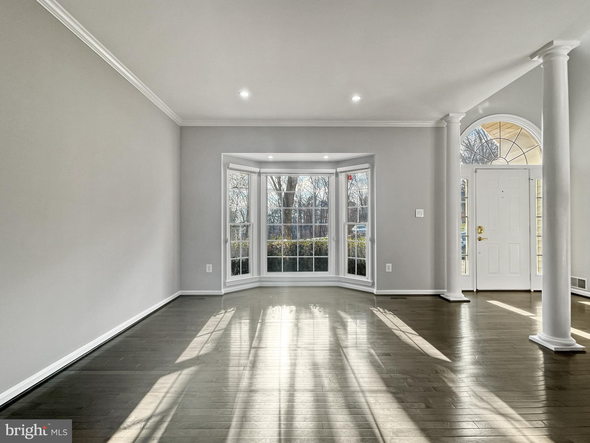 214 W Locust STREET