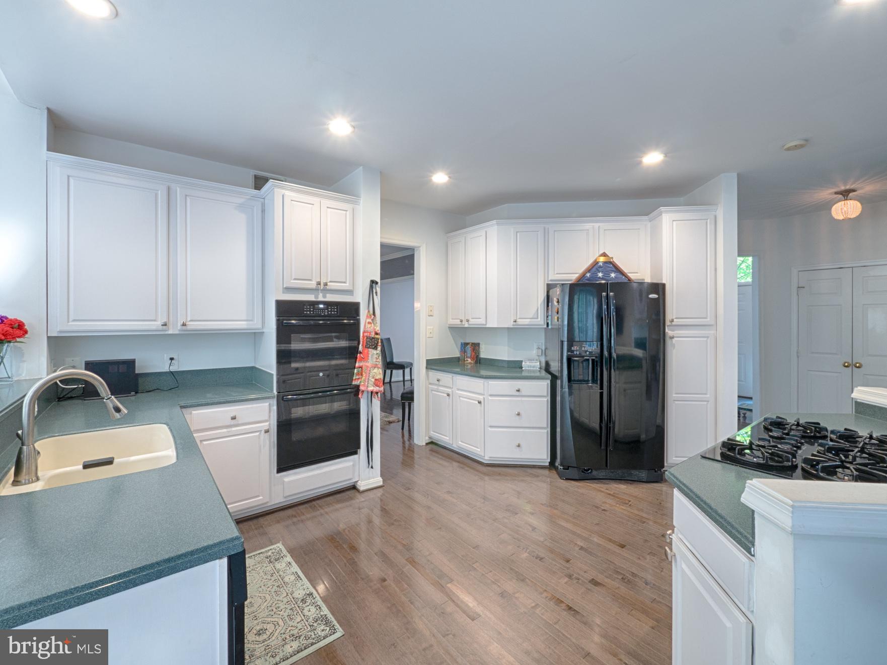 214 W Locust STREET