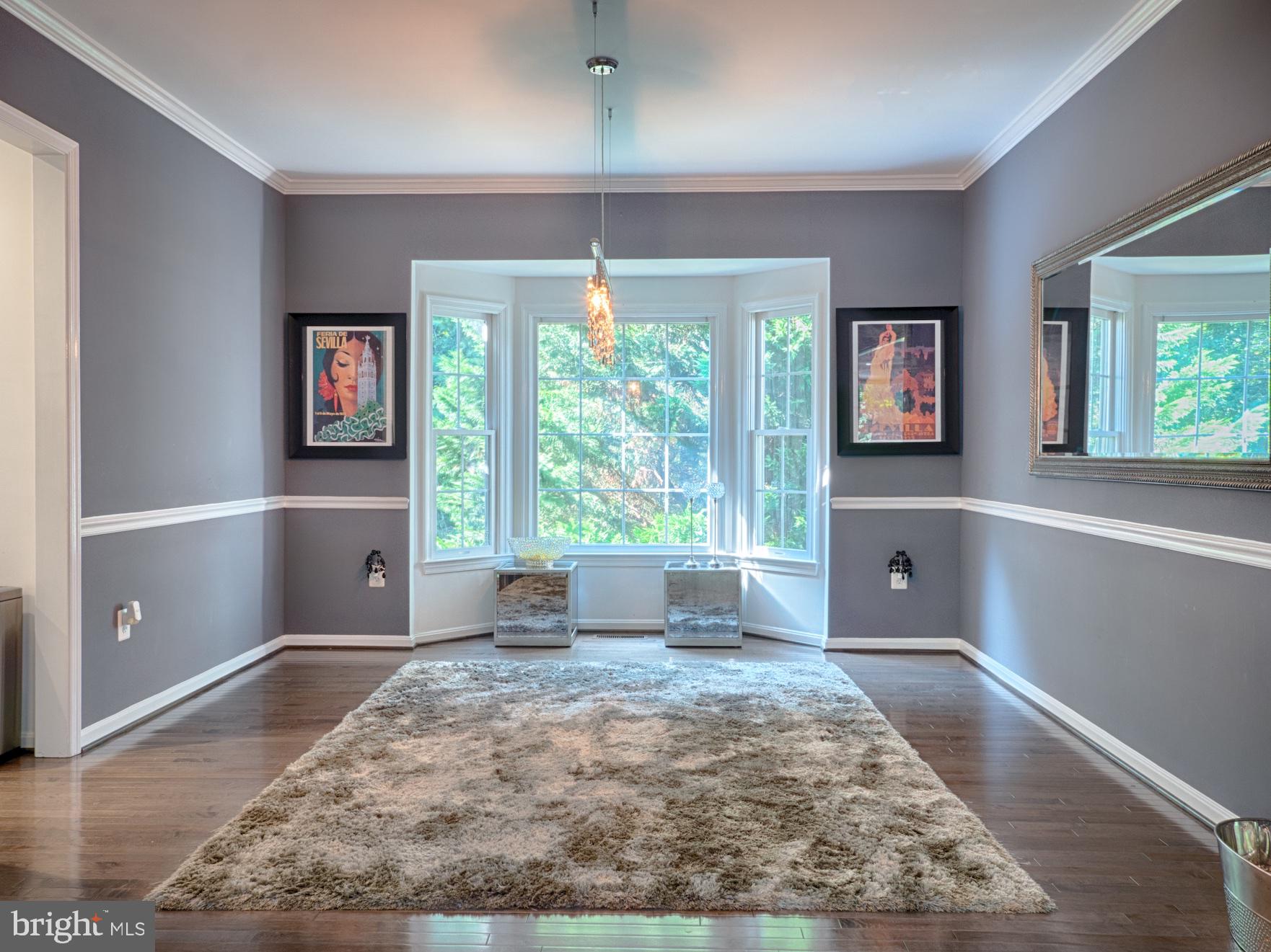 214 W Locust STREET