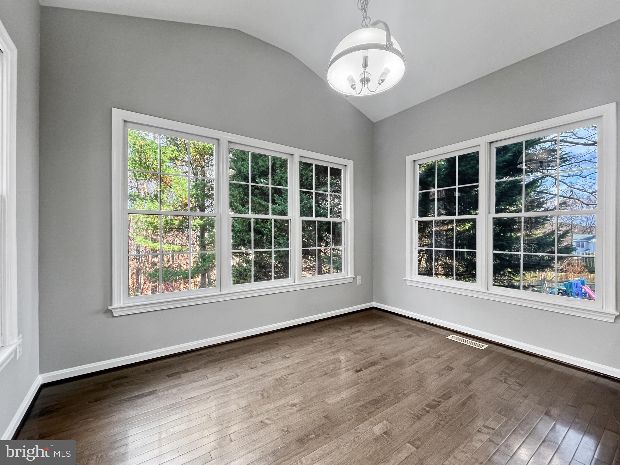 214 W Locust STREET