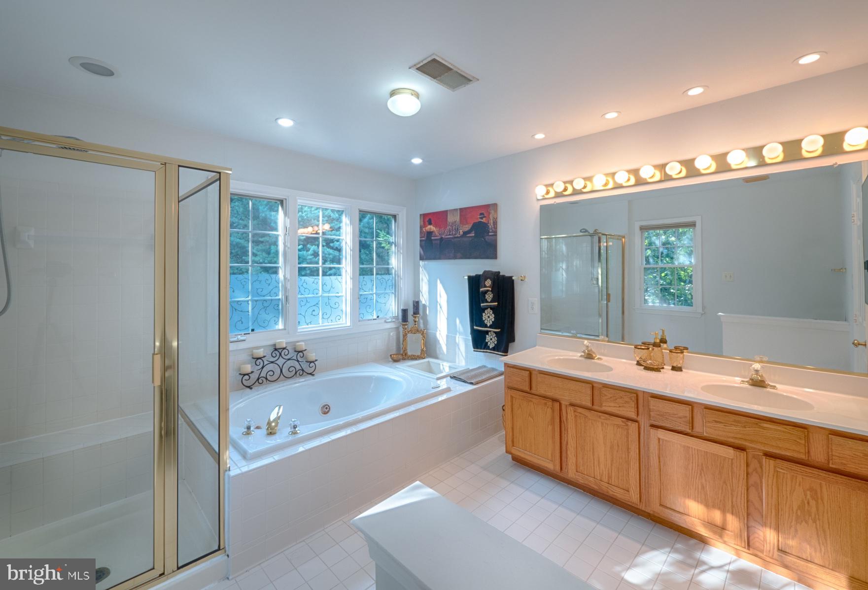 214 W Locust STREET