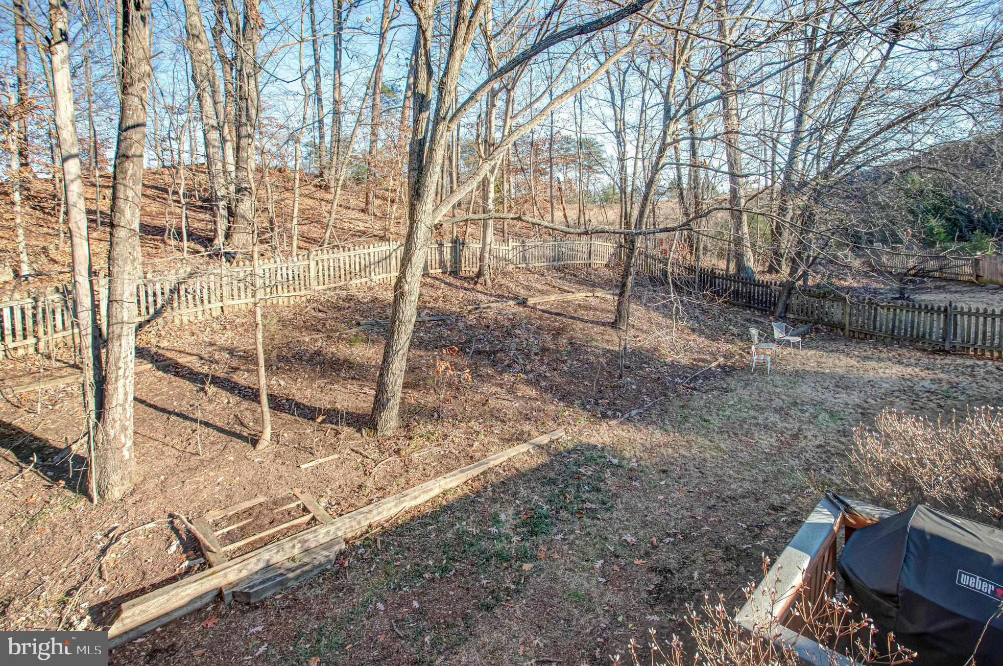 2492 Fraser COURT