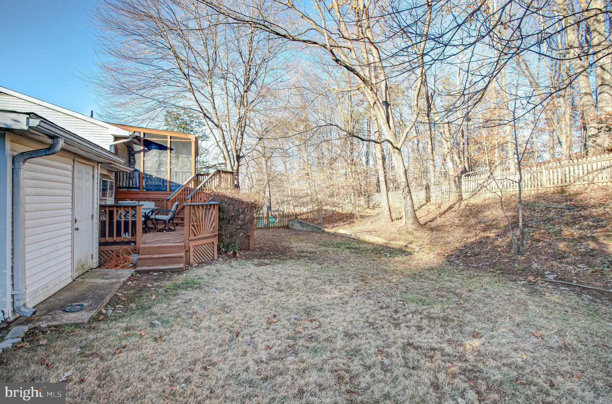 2492 Fraser COURT