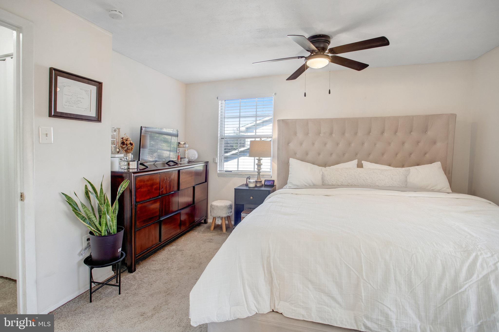 2492 Fraser COURT