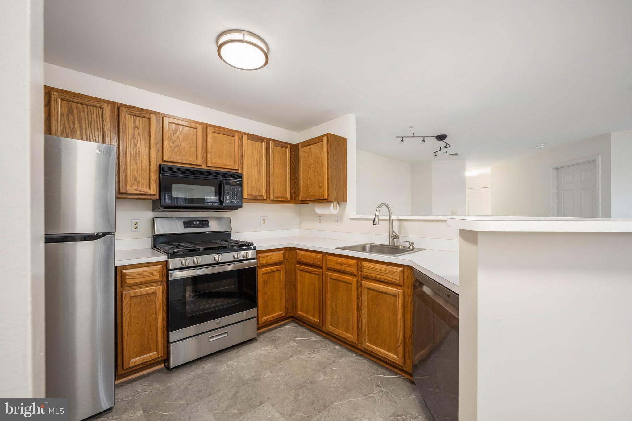 11005 Kinship COURT Unit: 301