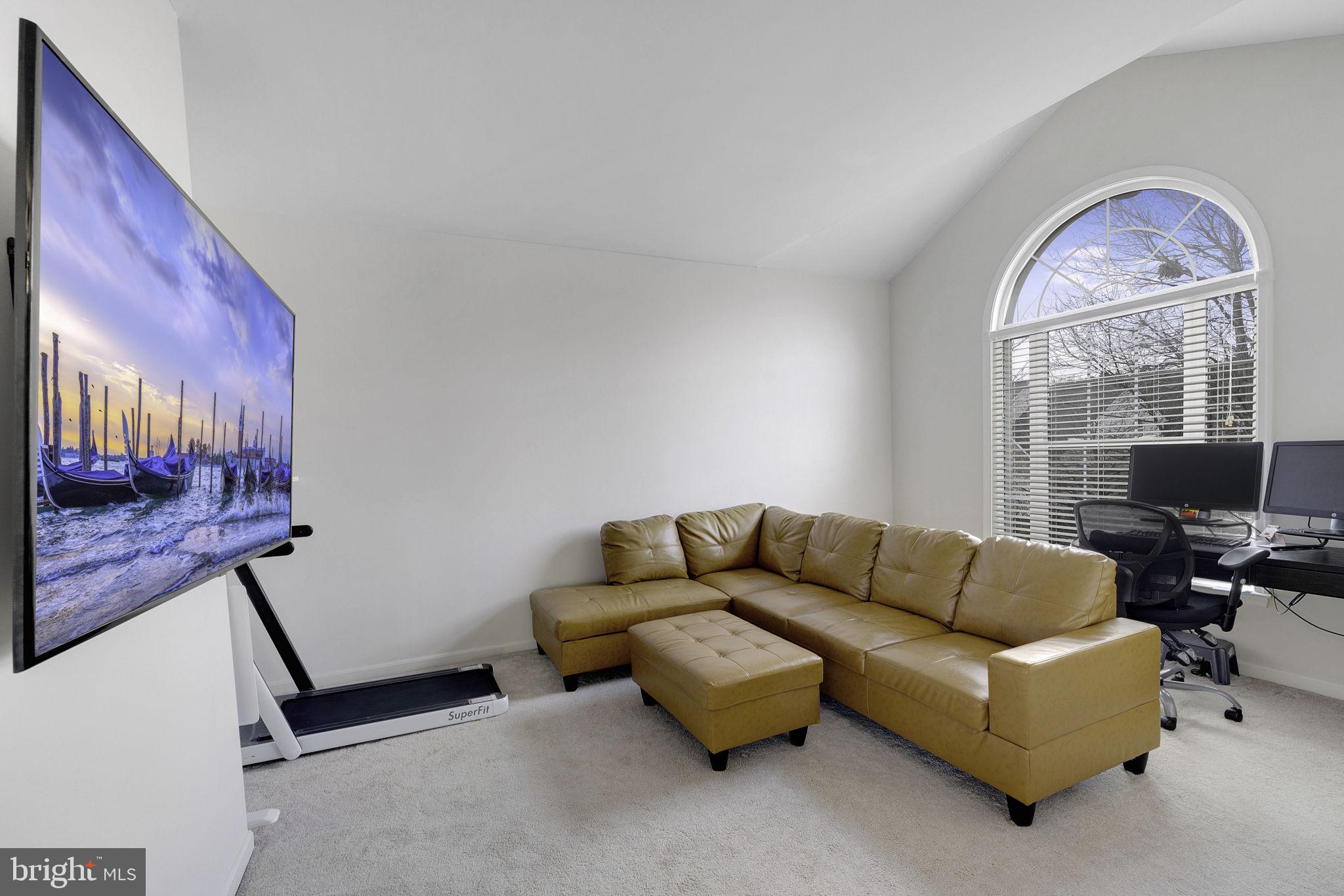5703 Caribbean COURT