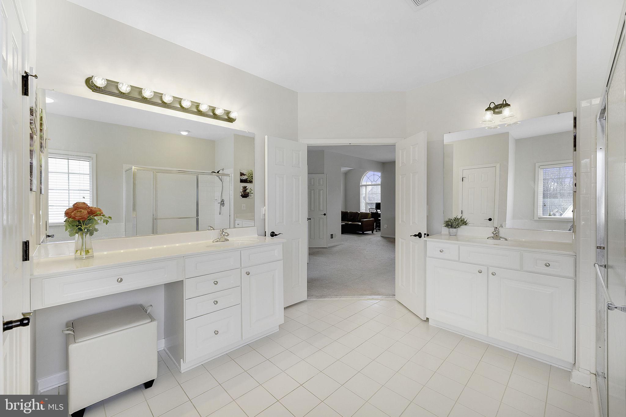 5703 Caribbean COURT